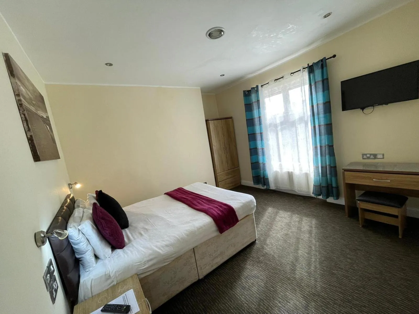 Bed in Elsinore Hotel Llandudno