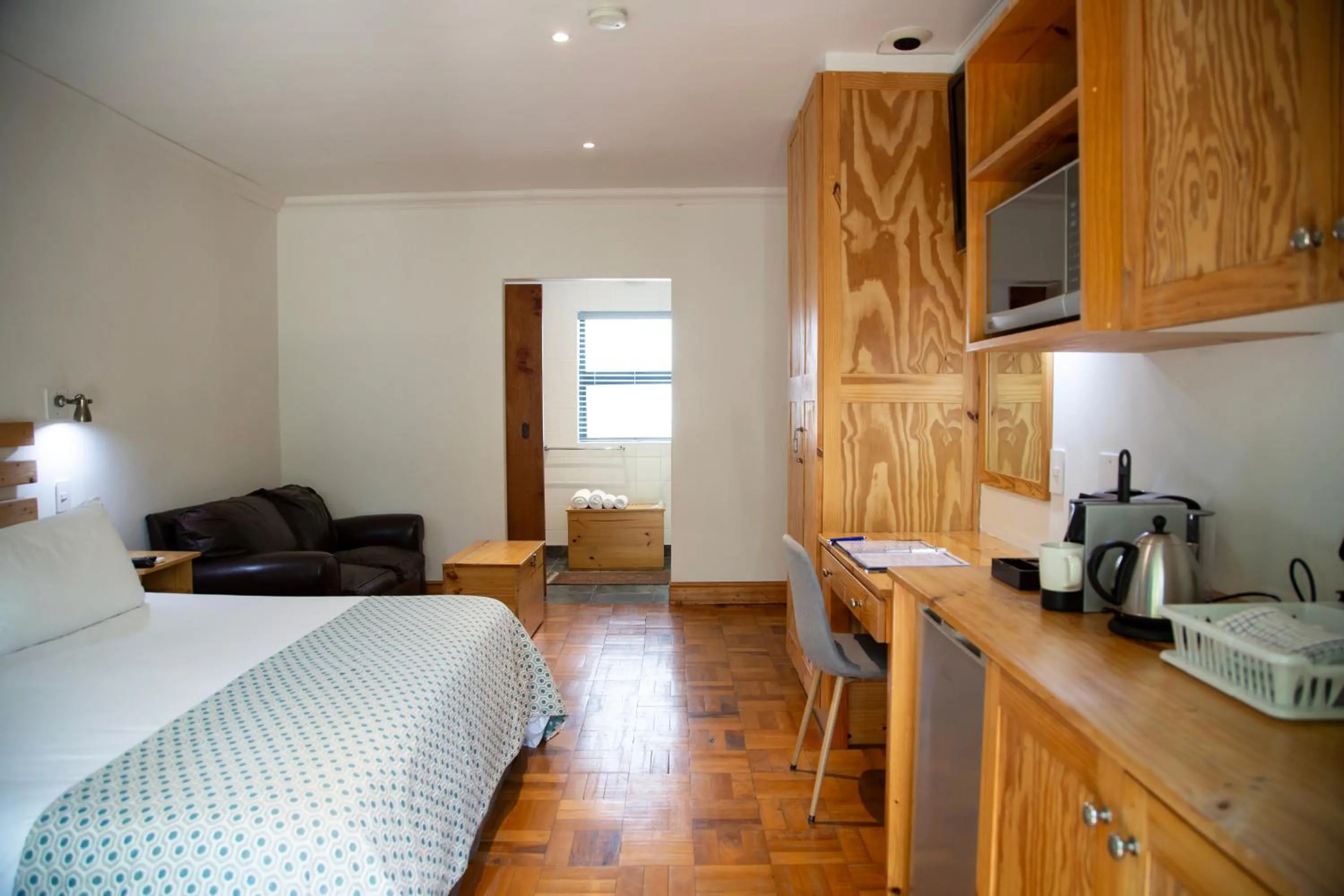 Deluxe Double or Twin Room - single occupancy in 7 Ackermann Place Guest House