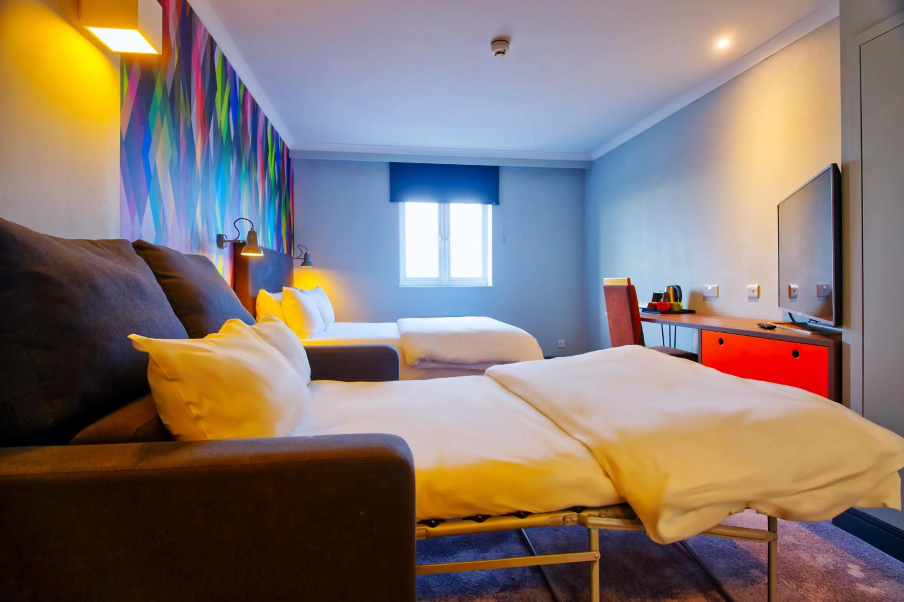 Bedroom, Bed in Village Hotel Hull