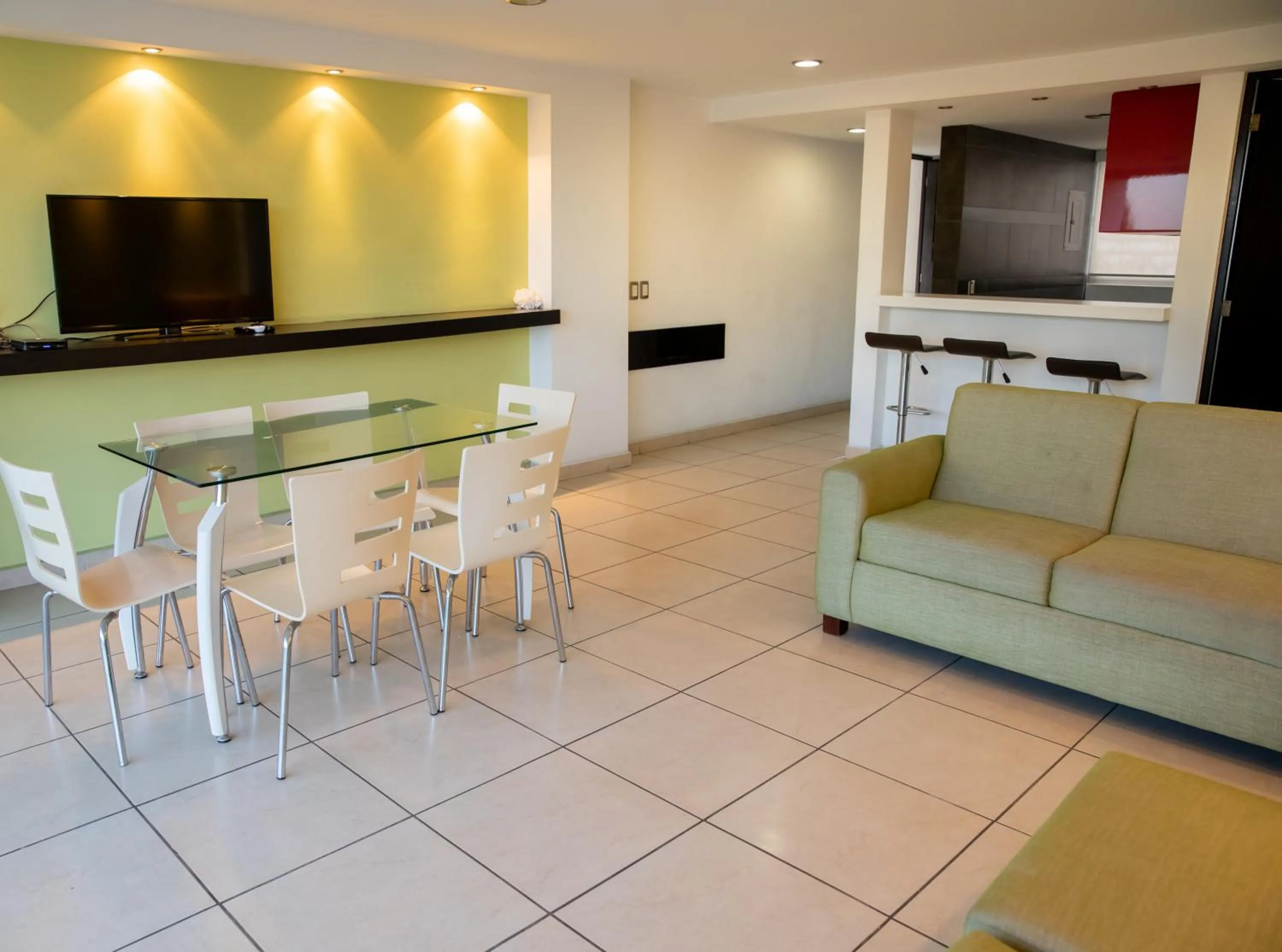 Living room in Ramada by Wyndham Acapulco Hotel & Suites