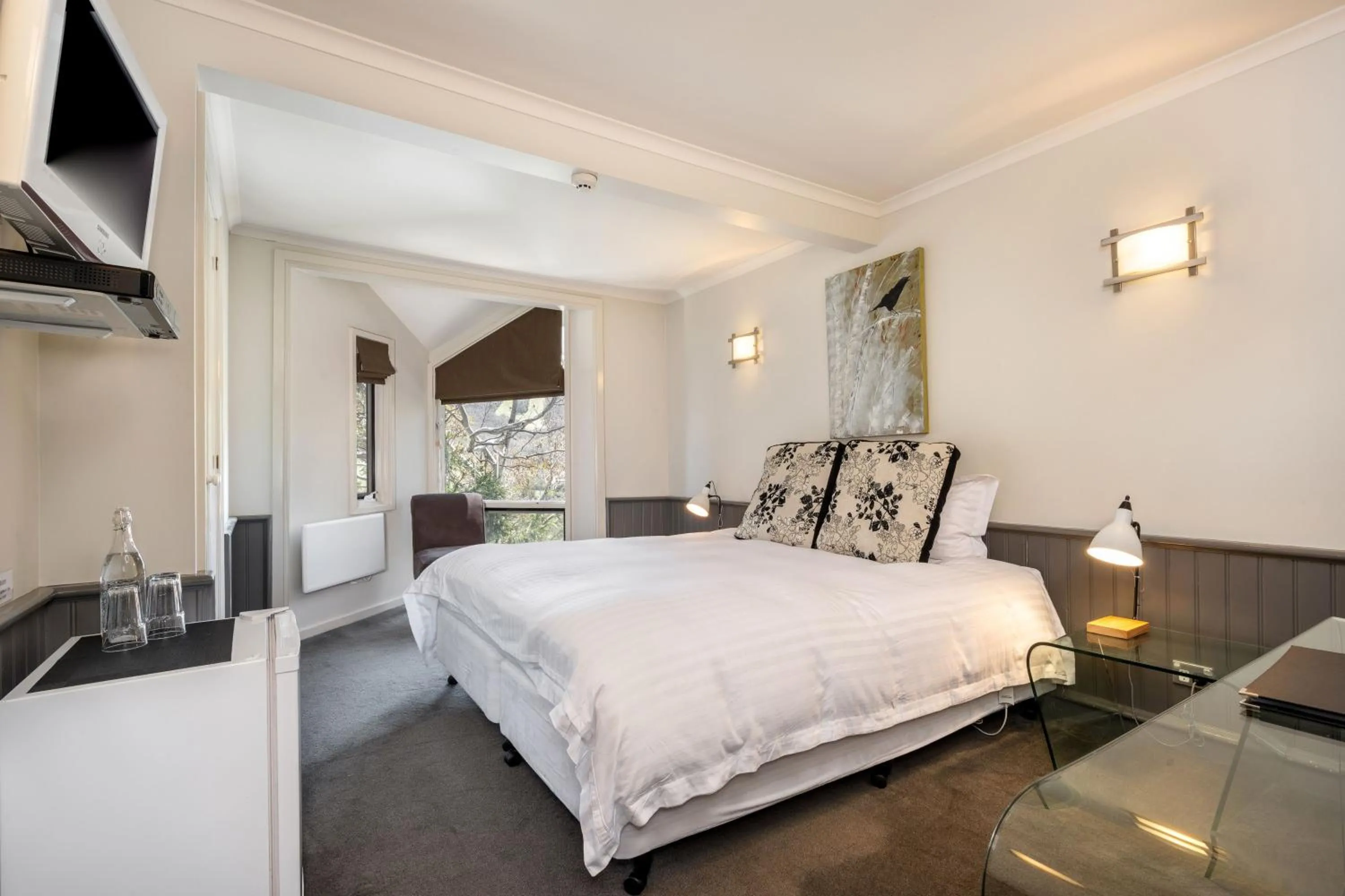 Bedroom, Bed in Pure Chalet Thredbo