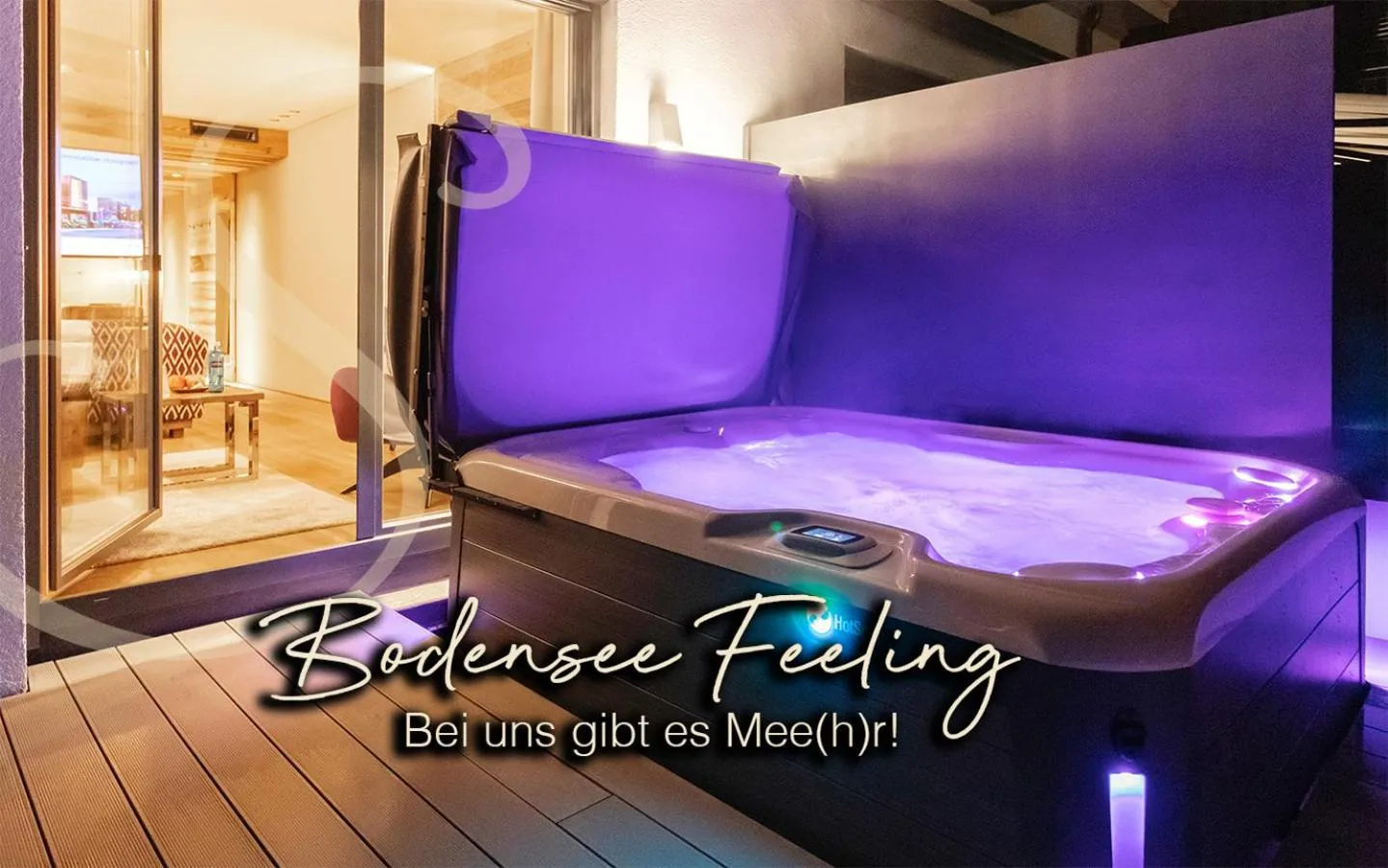 Swimming pool, Bed in Hotel Restaurant Spa Torkel