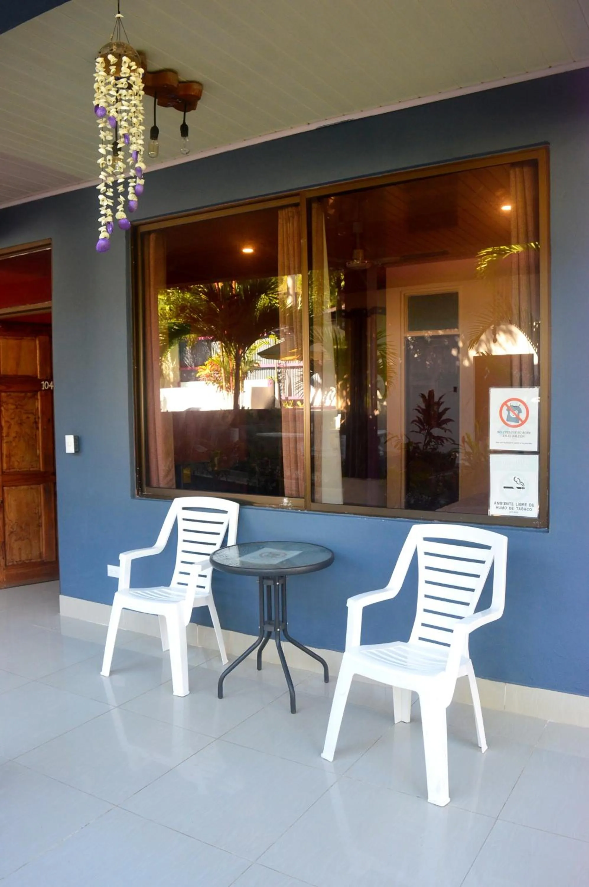 Facade/entrance in Millenium Manuel Antonio Park and beach