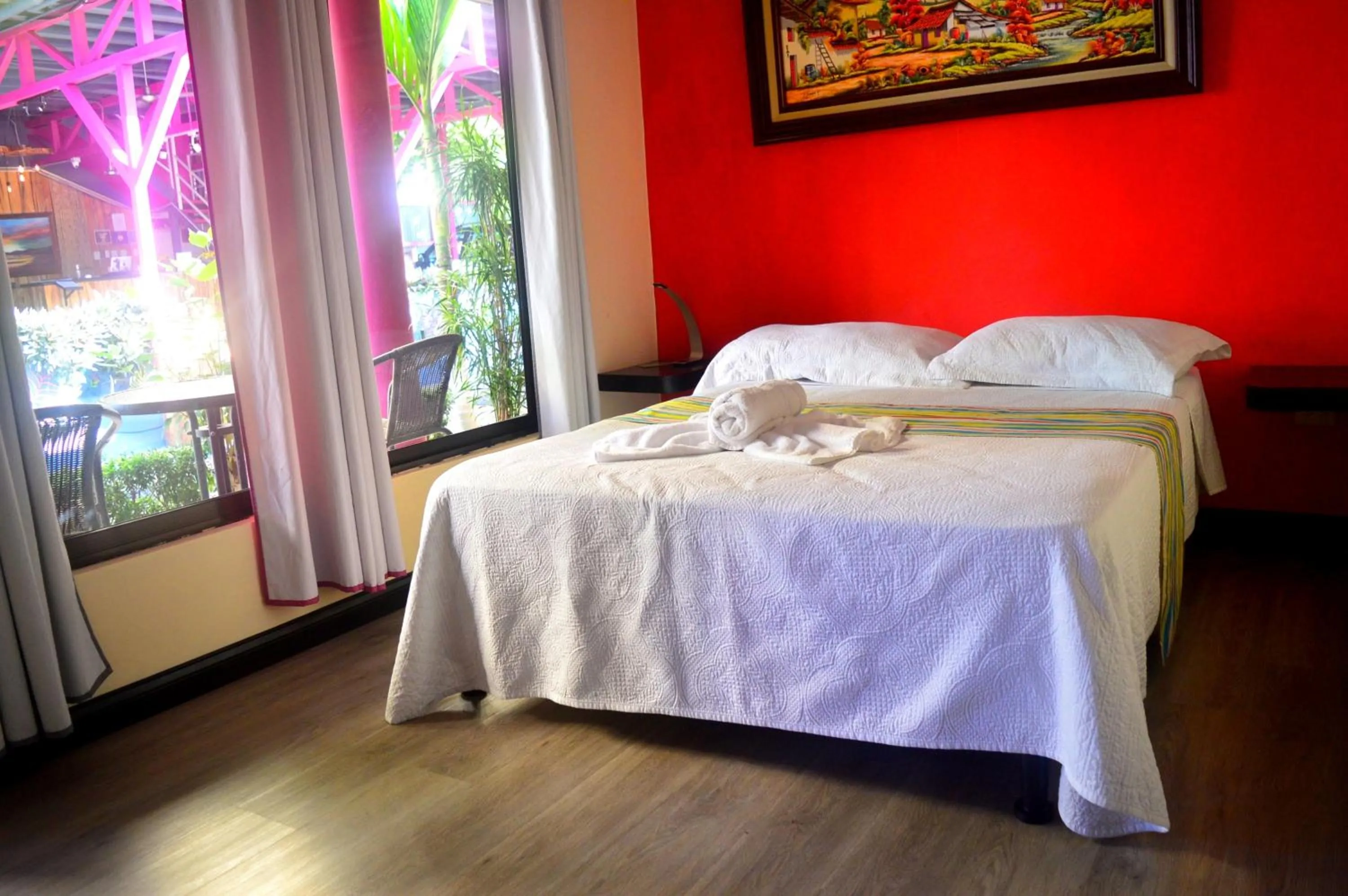 Photo of the whole room, Bed in Millenium Manuel Antonio Park and beach
