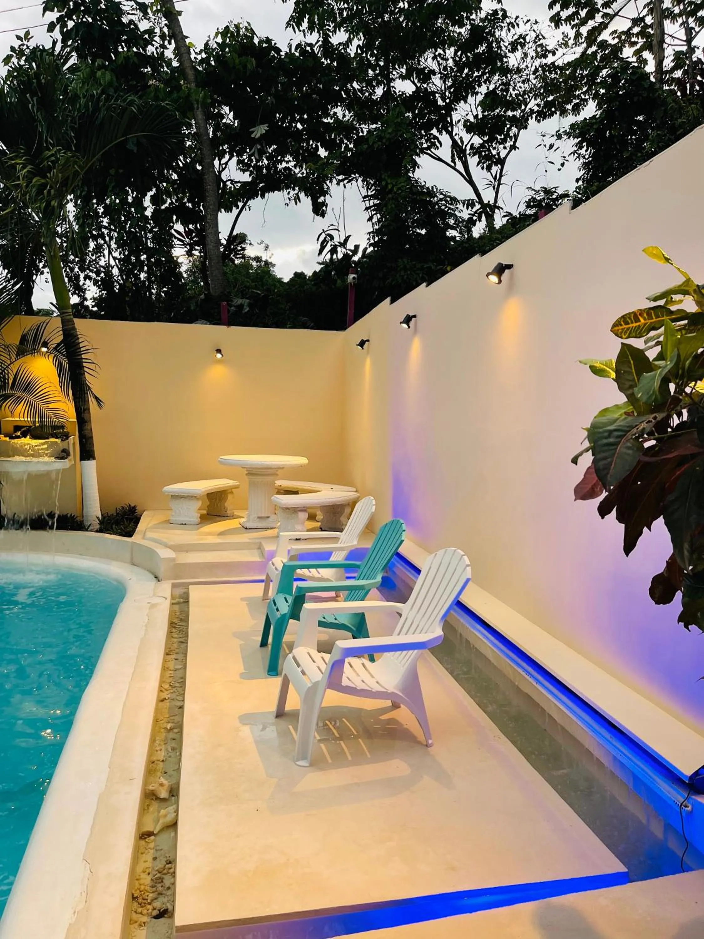 Swimming pool in Millenium Manuel Antonio Park and beach