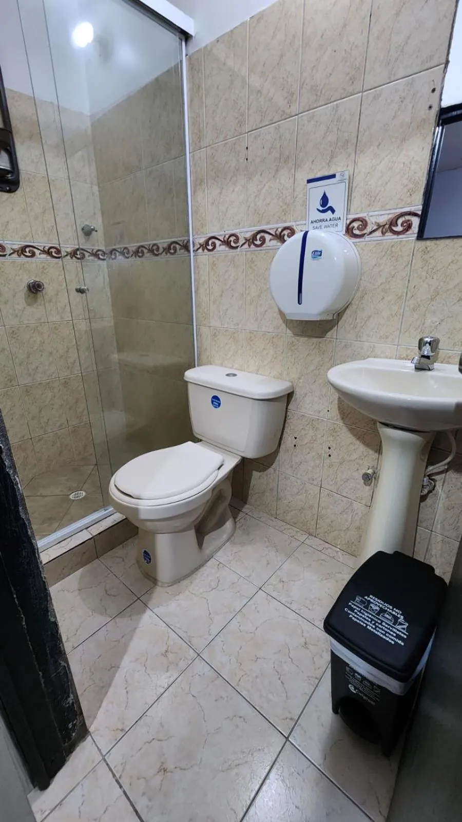 hotel medellin calasanz