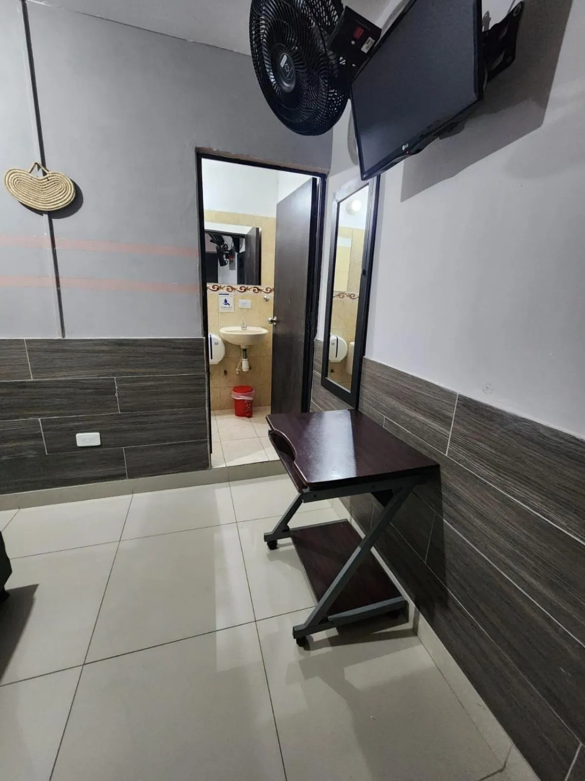 hotel medellin calasanz