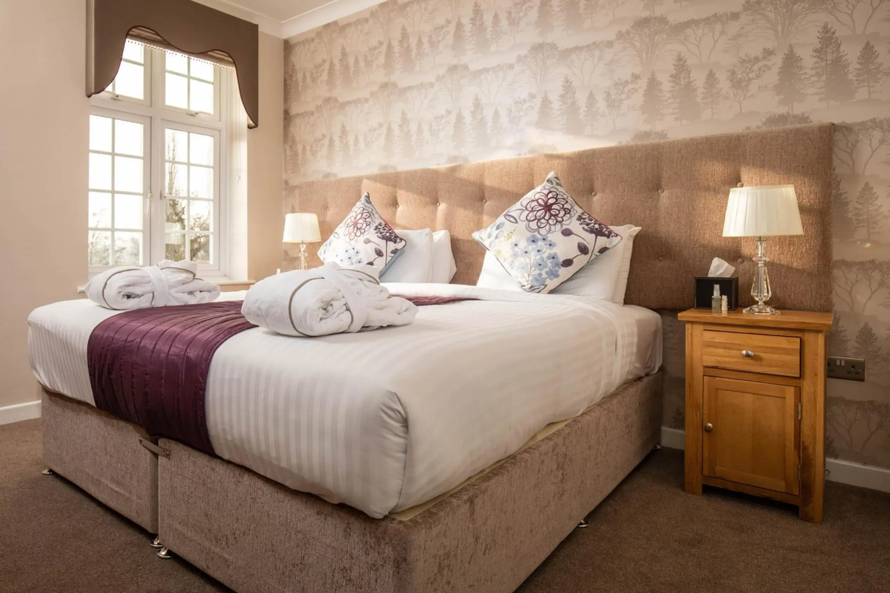 Bed in Worcester Bank House Hotel Spa & Golf; BW Premier Collection Bed in Worcester Bank House Hotel Spa & Golf; BW Premier Collection