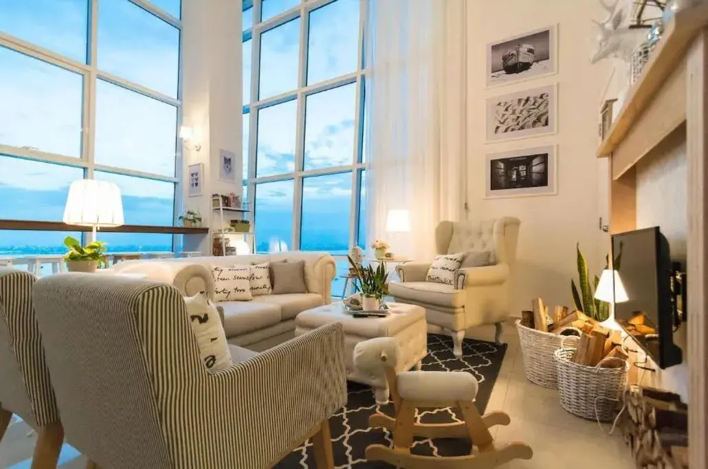 Apartment with Sea View in Maritime Suites Holiday Rental Apartment with Sea View in Maritime Suites Holiday Rental