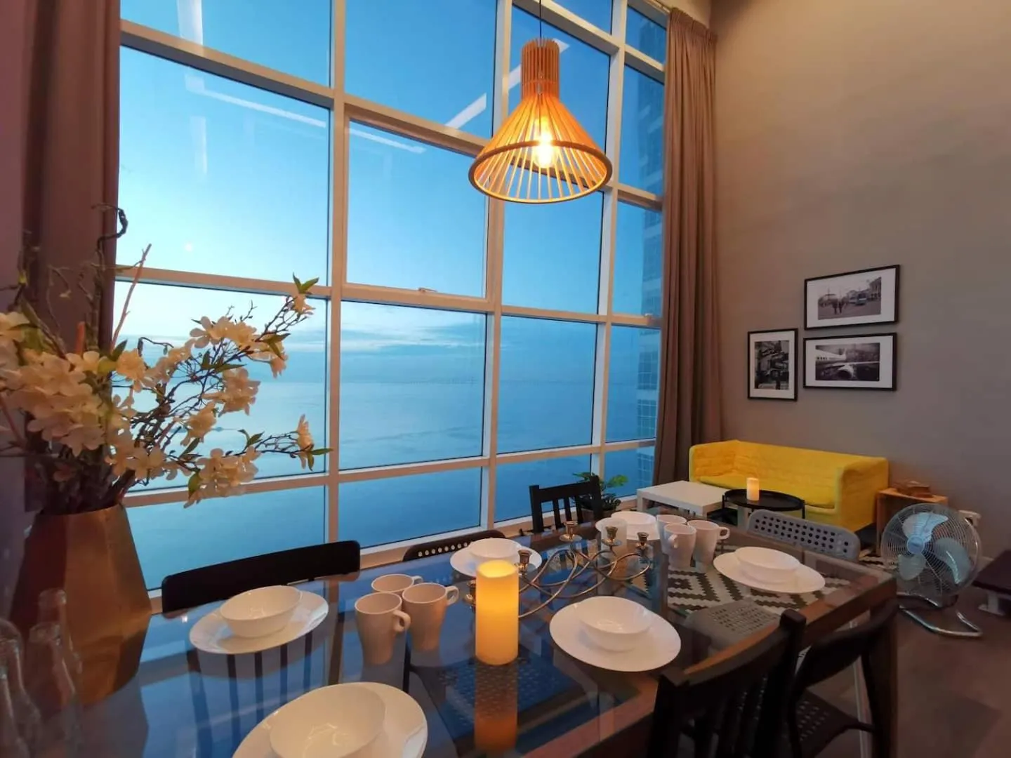 Dining area in Maritime Suites Holiday Rental