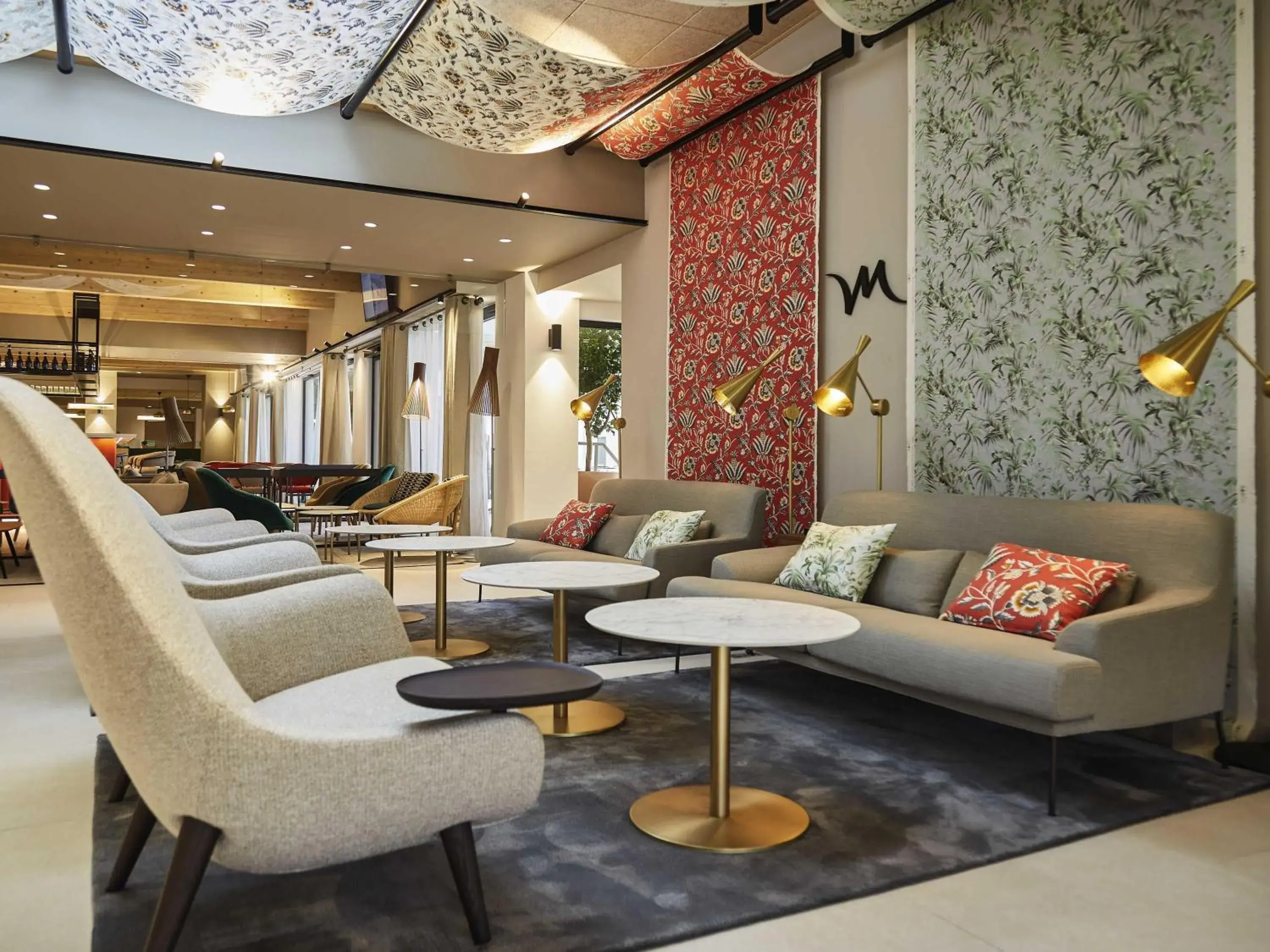 Property building in Mercure Avignon Gare TGV Property building in Mercure Avignon Gare TGV