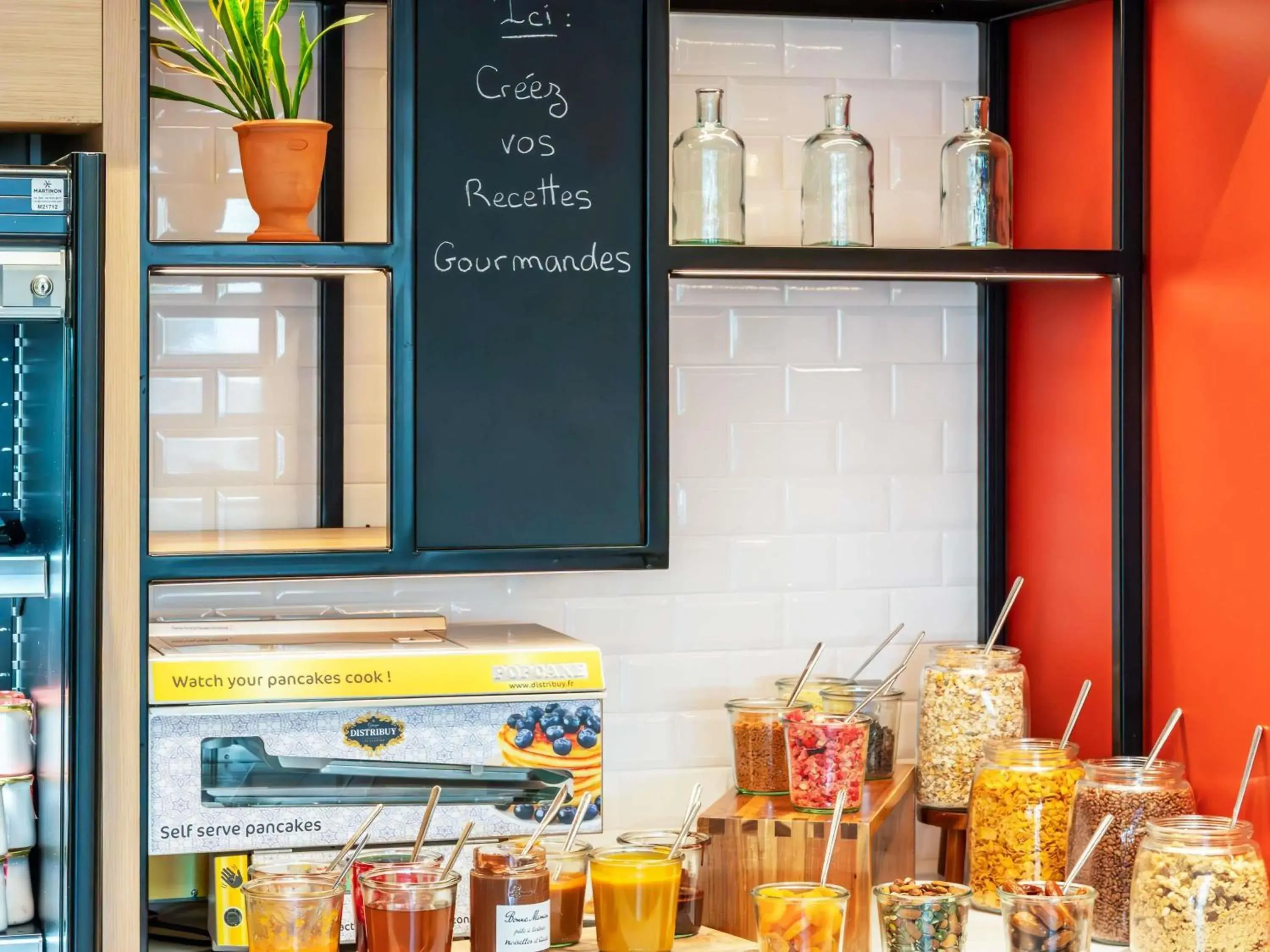 Breakfast in Mercure Avignon Gare TGV Breakfast in Mercure Avignon Gare TGV