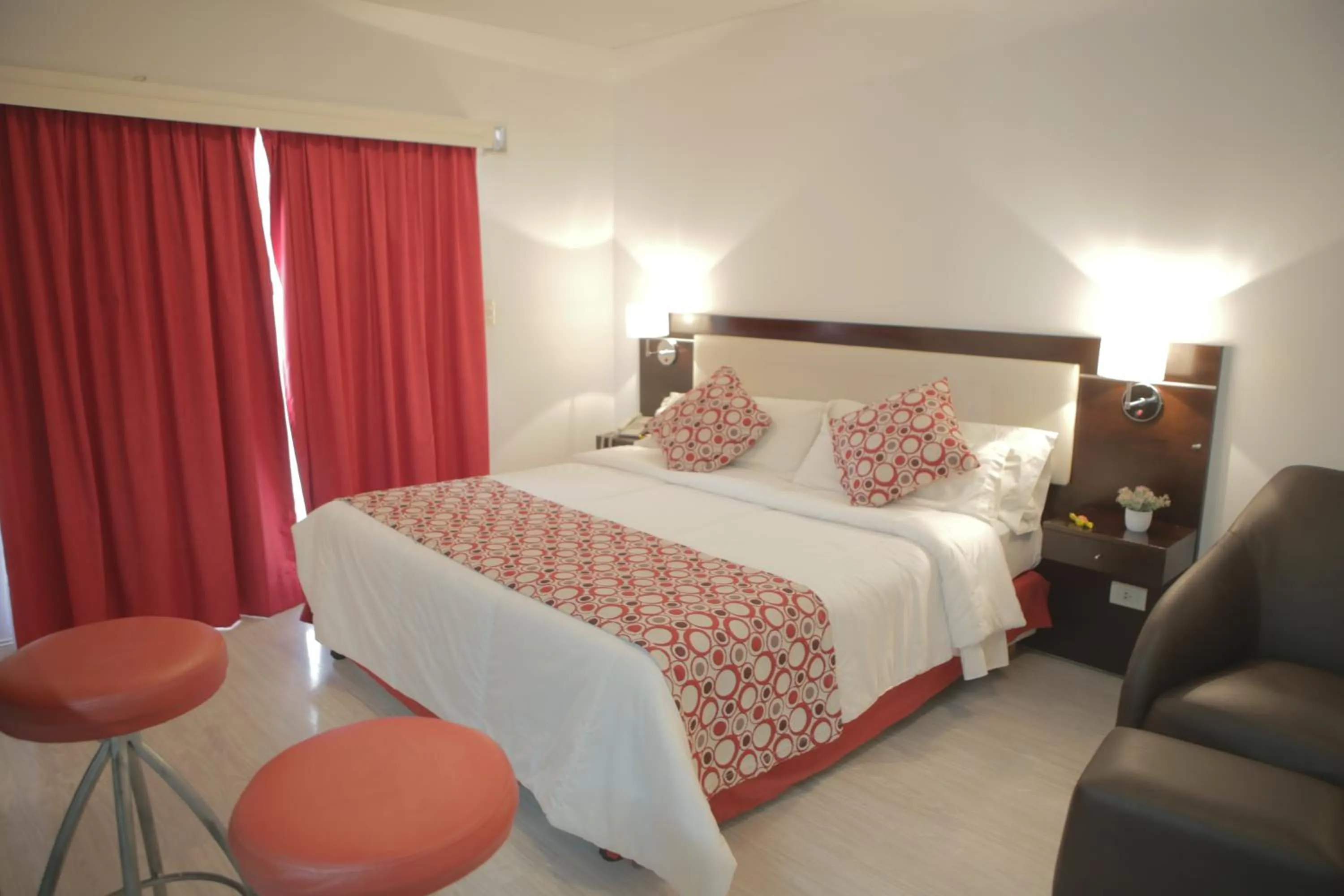 Bed in Pampa Plaza Hotel