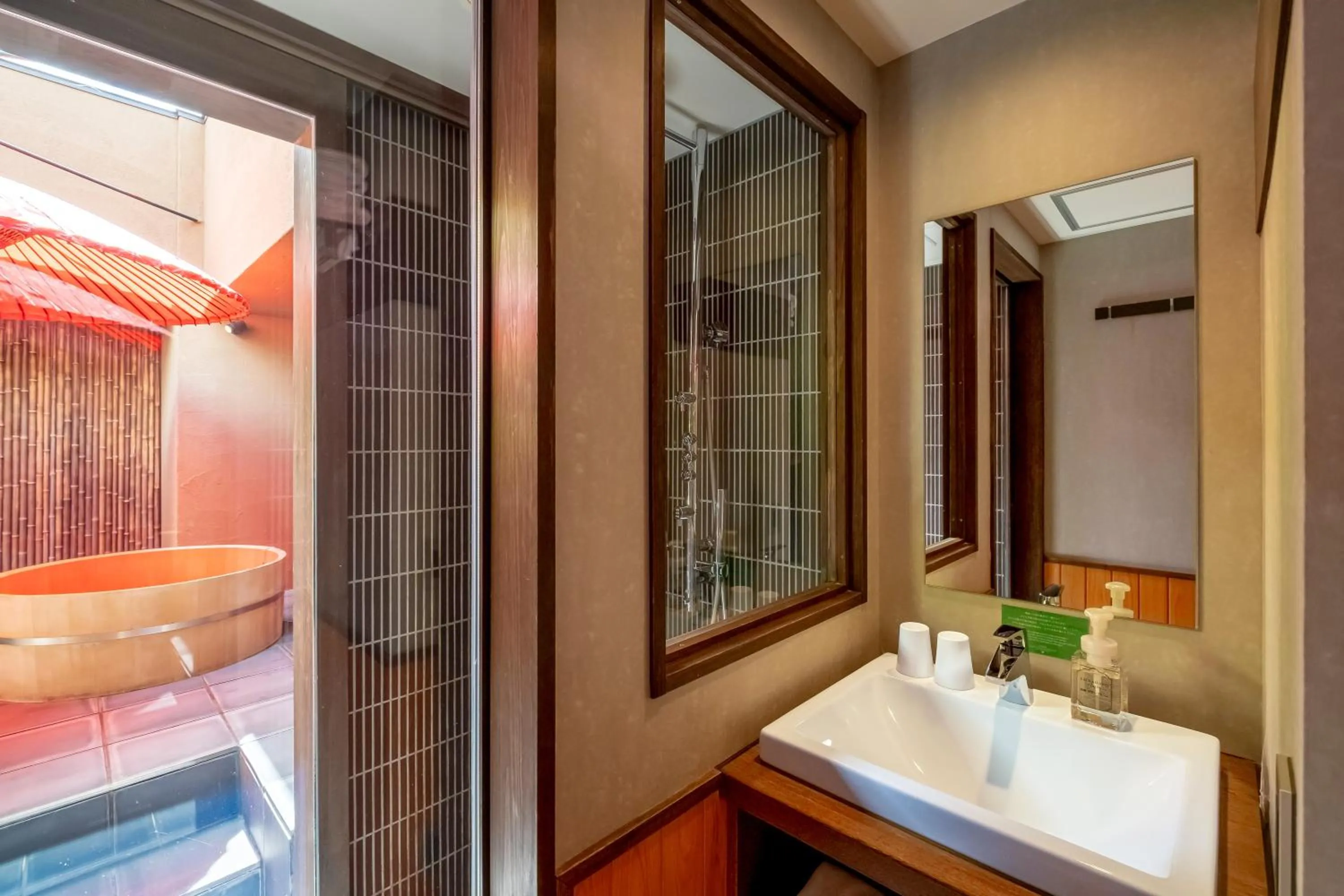 Bathroom in GOZAN HOTEL & SERVICED APARTMENT Higashiyama Sanjo