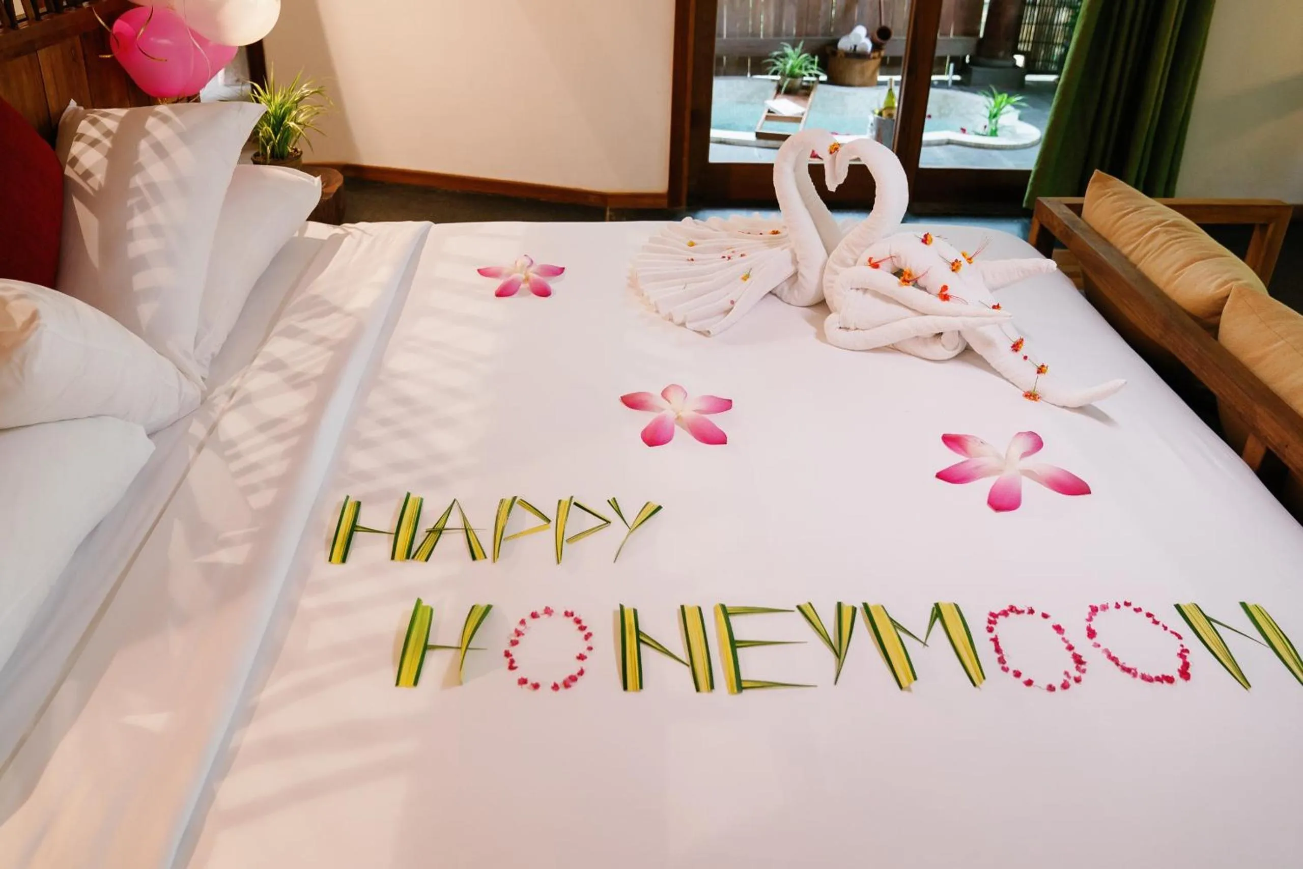 Bed in Green Bay Phu Quoc Resort & Spa