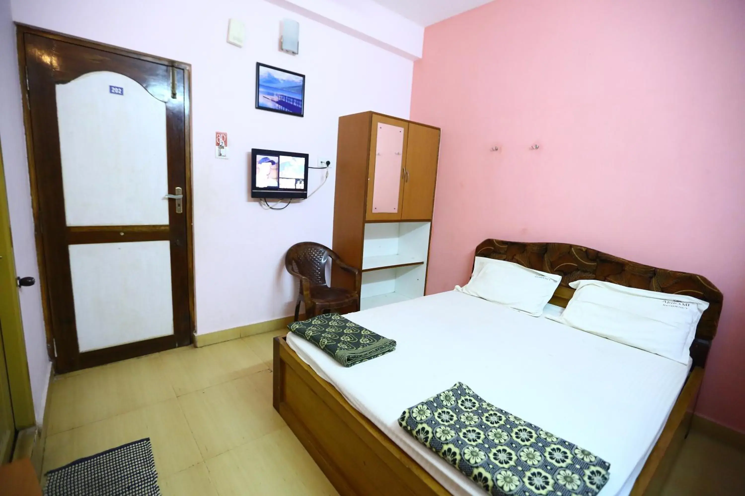Bedroom, Bed in Abirami Residency Bedroom, Bed in Abirami Residency