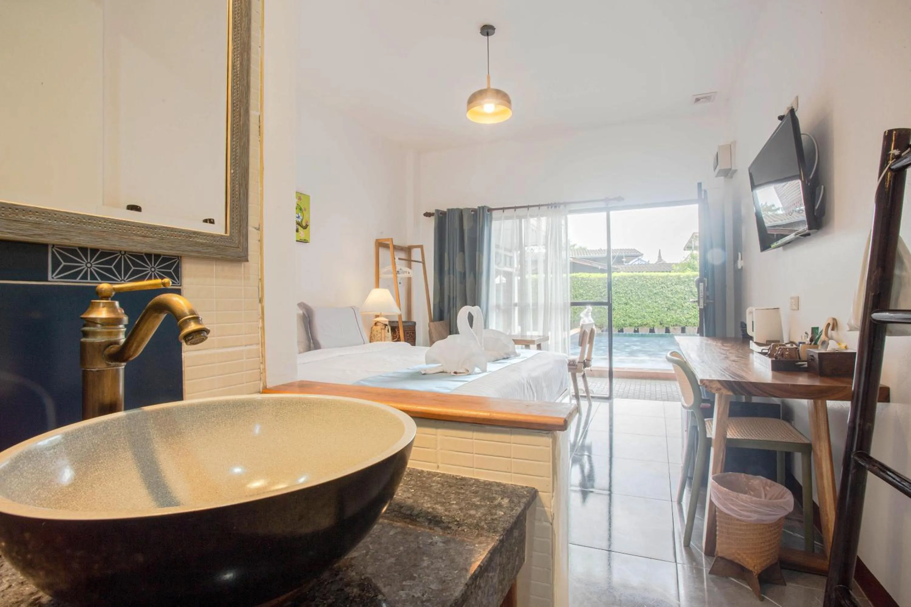 Bed in Hetai Boutique Hotel