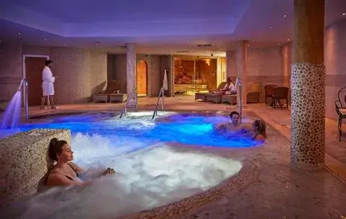 Spa and wellness centre/facilities in Lion Quays Resort Spa and wellness centre/facilities in Lion Quays Resort
