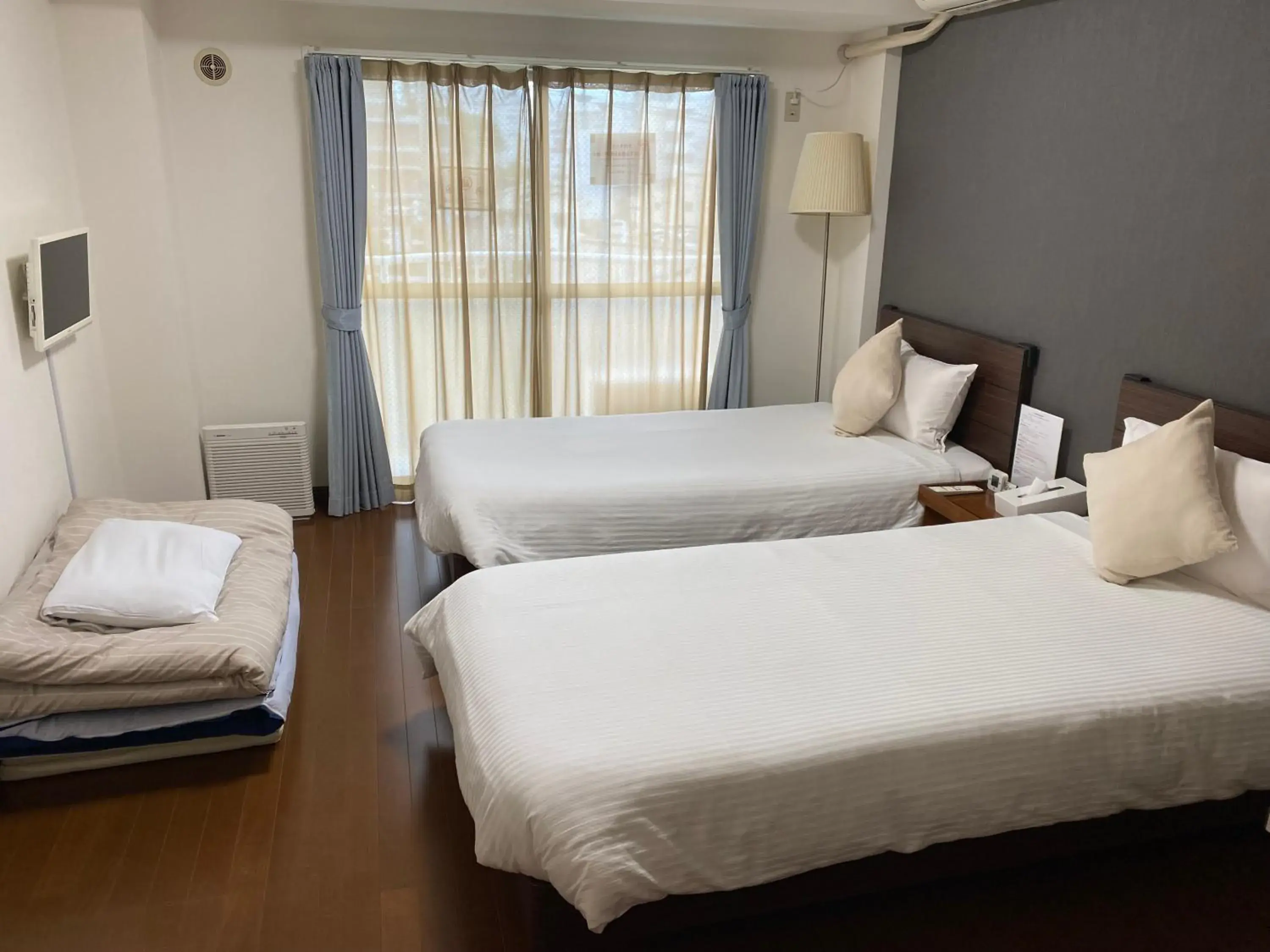 Triple Room - single occupancy in Stay Airport Triple Room - single occupancy in Stay Airport