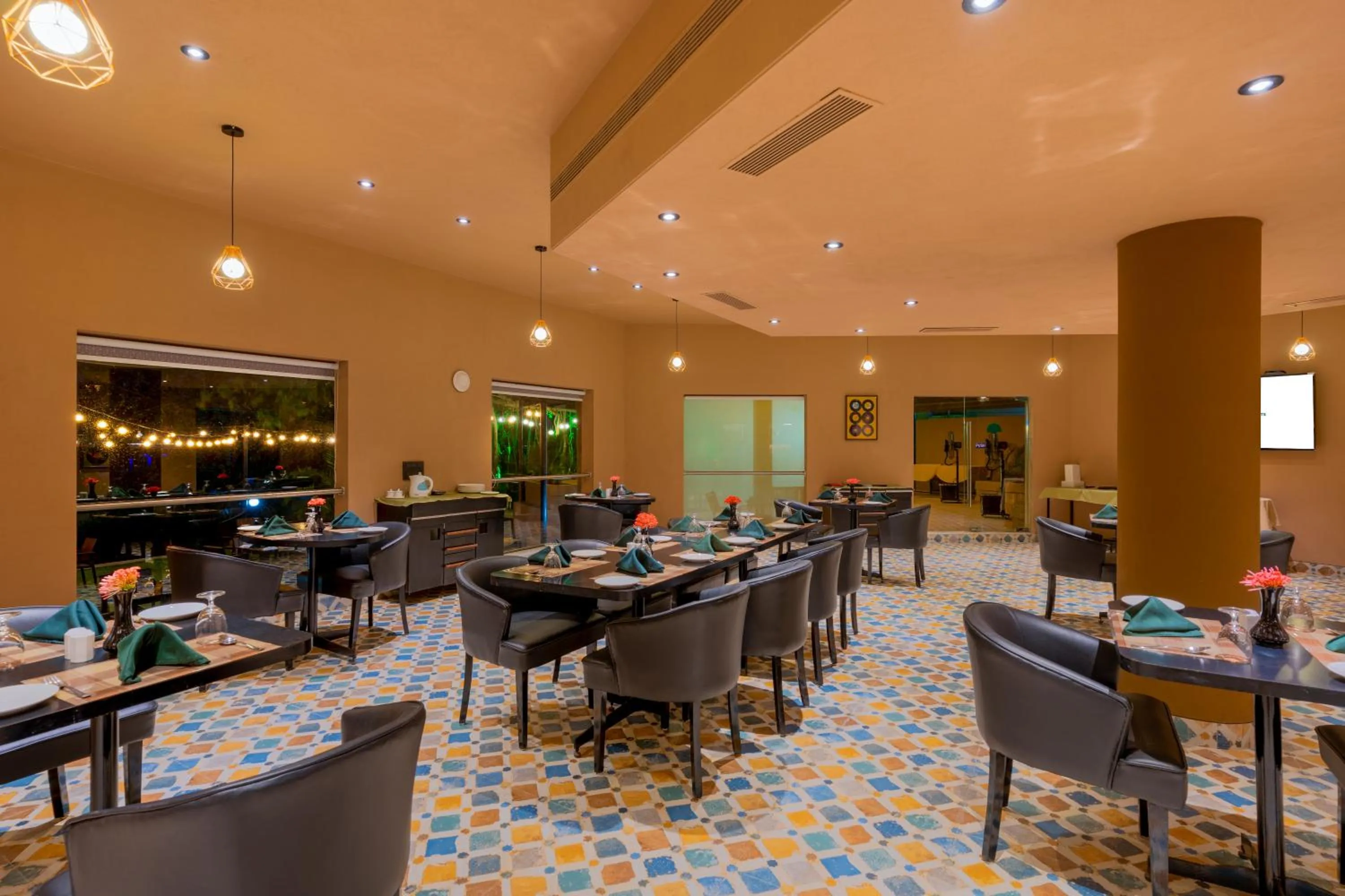 Restaurant/places to eat in Ras Resort By Treat Silvassa