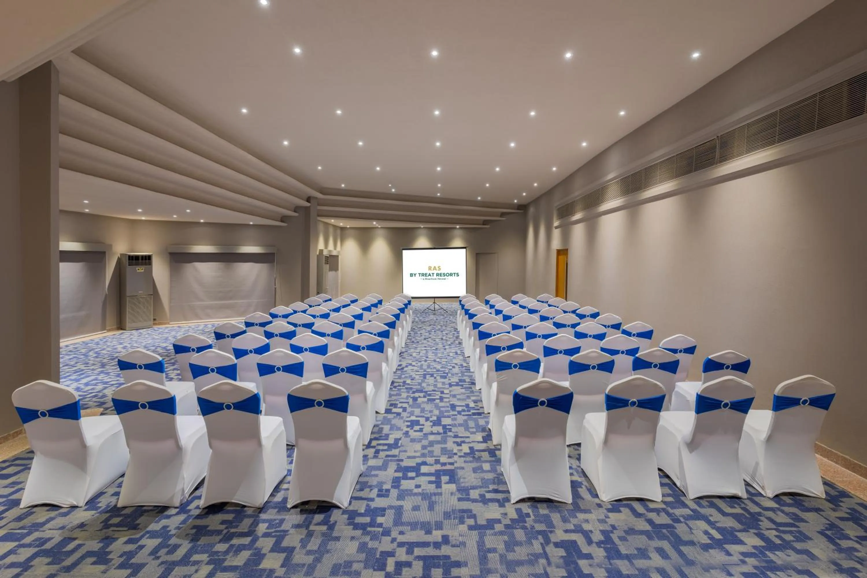 Banquet/Function facilities in Ras Resort By Treat Silvassa