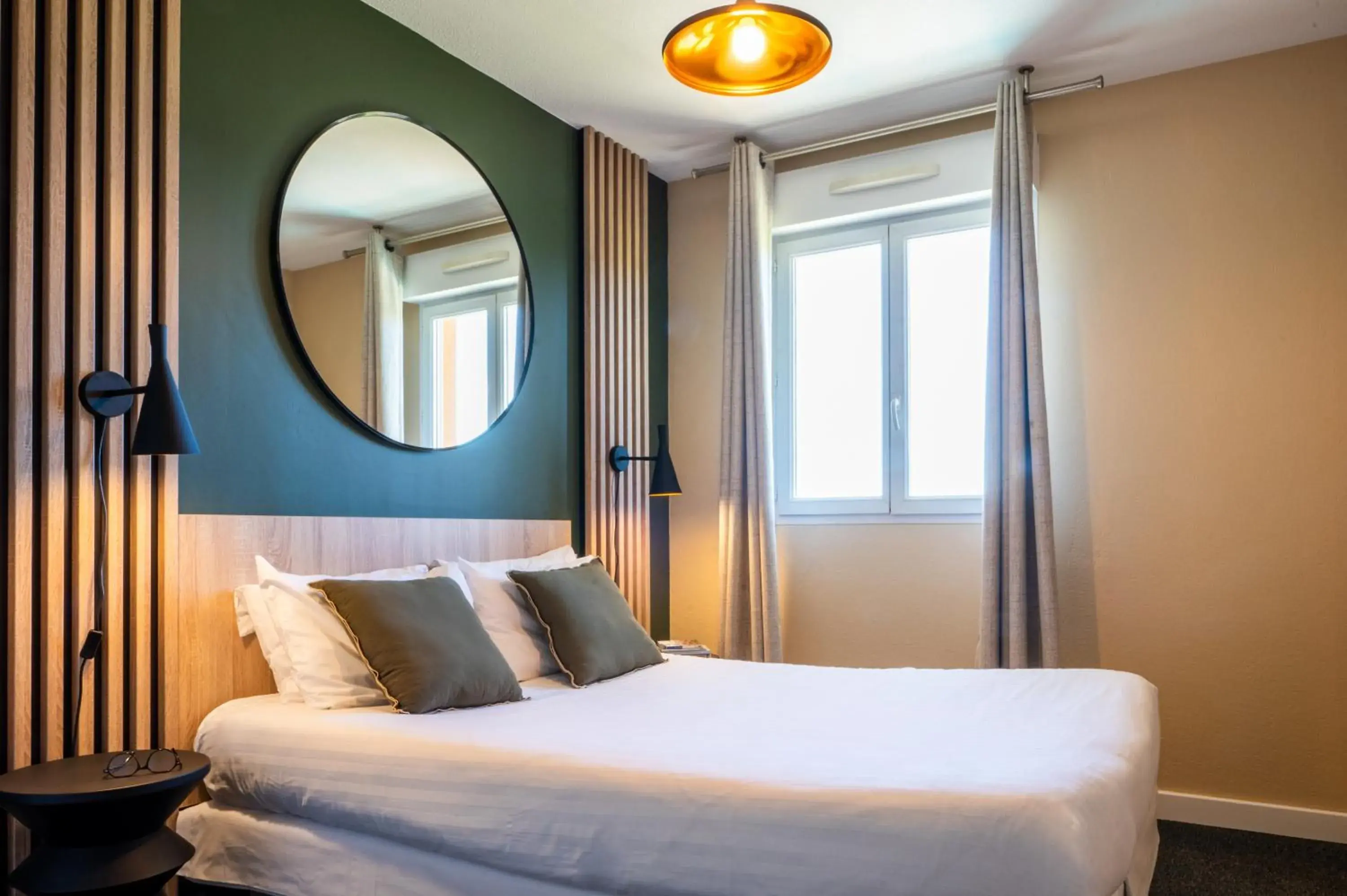 Bedroom, Bed in Nemea Appart Hotel Green Side Biot Sophia Antipolis Bedroom, Bed in Nemea Appart Hotel Green Side Biot Sophia Antipolis