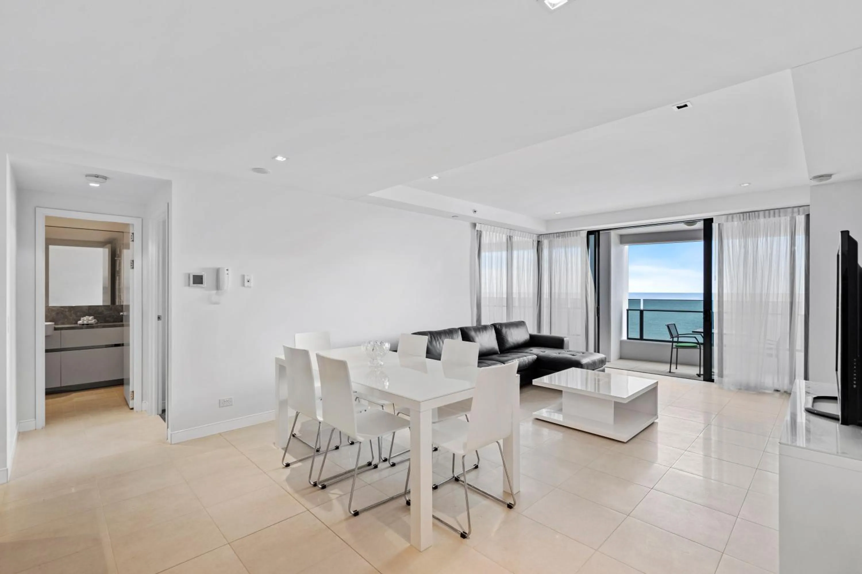 Living room in Soul on the Esplanade - HR Surfers Paradise