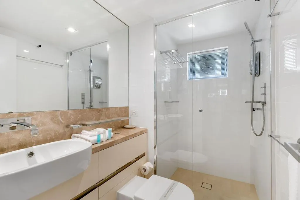 Bathroom in Soul on the Esplanade - HR Surfers Paradise