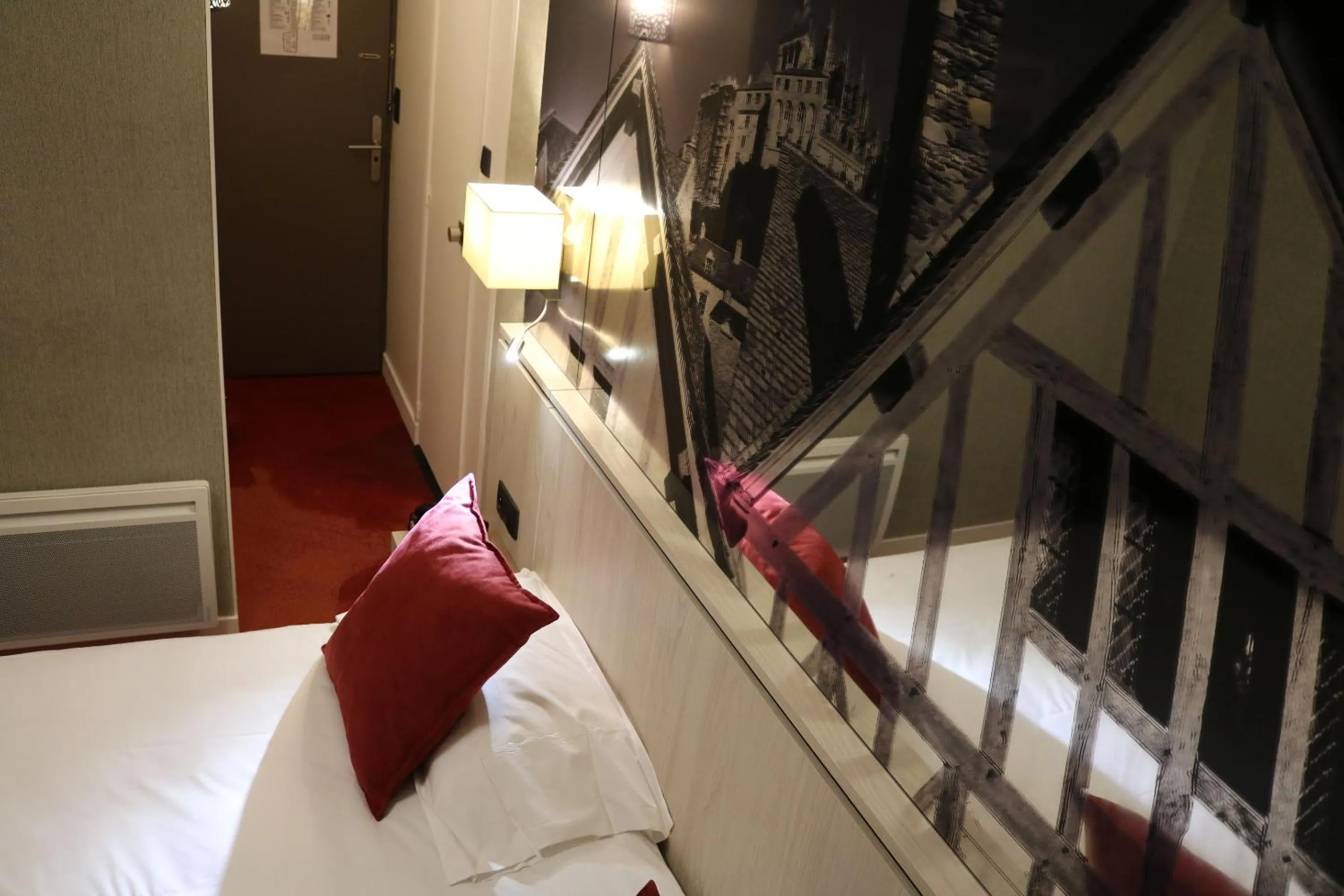 Bedroom, Bed in La Confiance