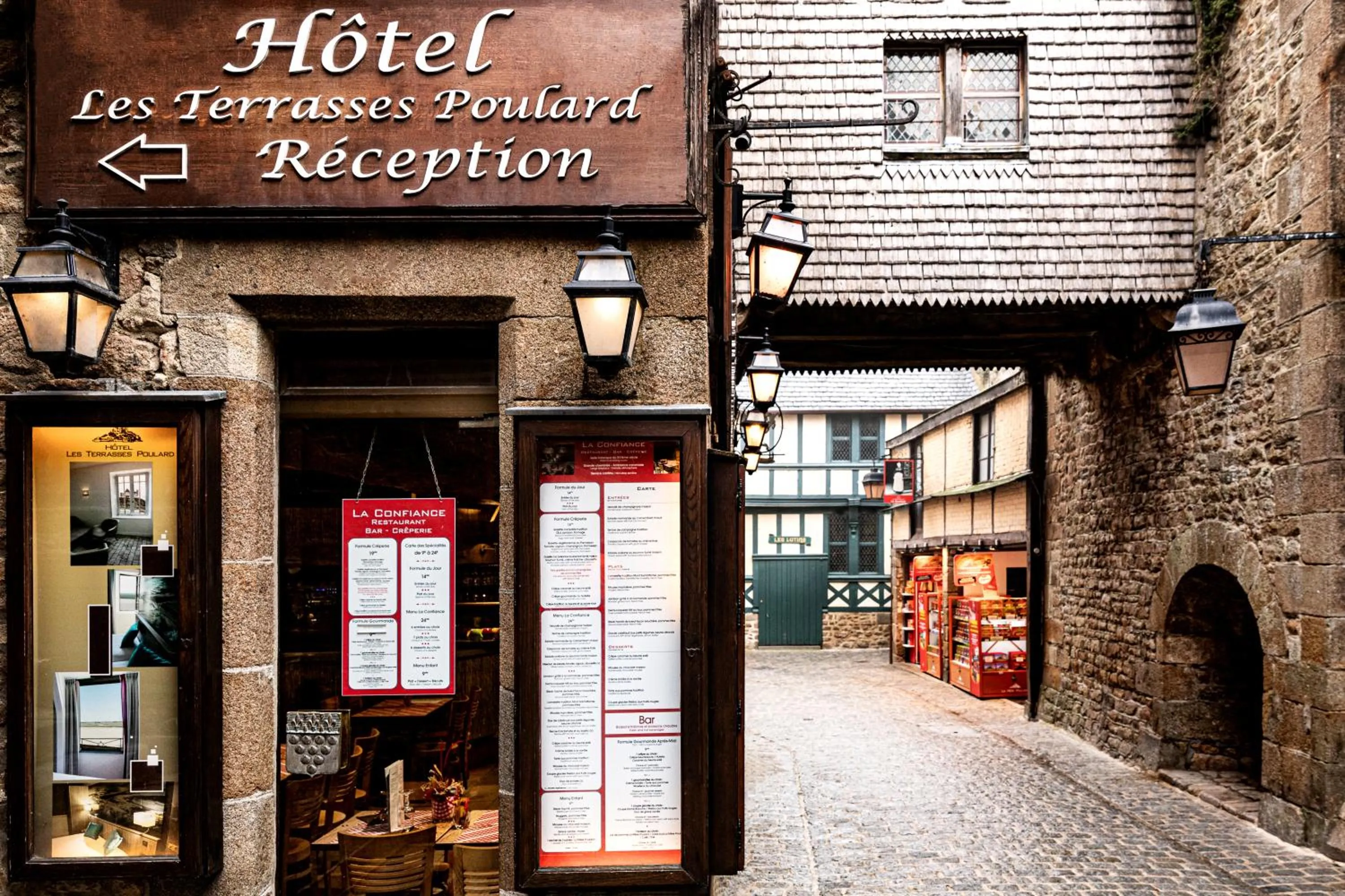 Property building in Les Terrasses Poulard