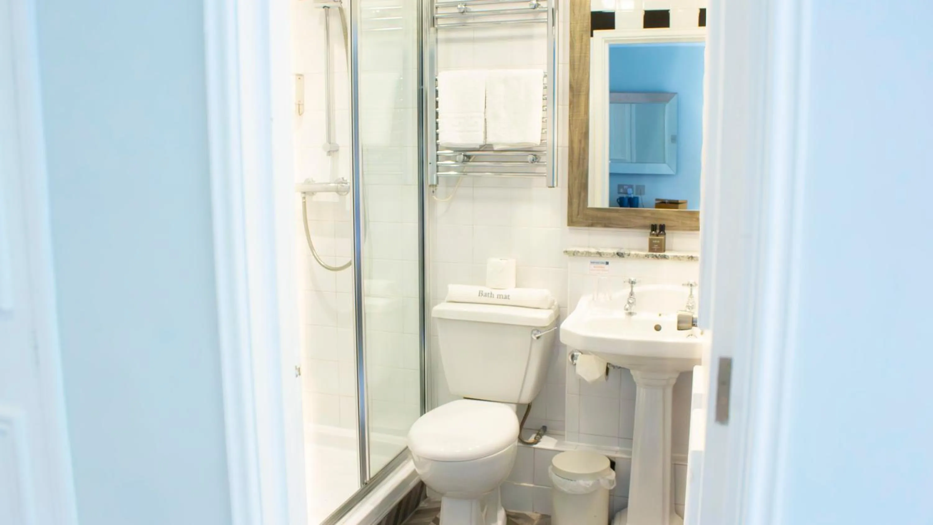 Bathroom in Manor House Hotel