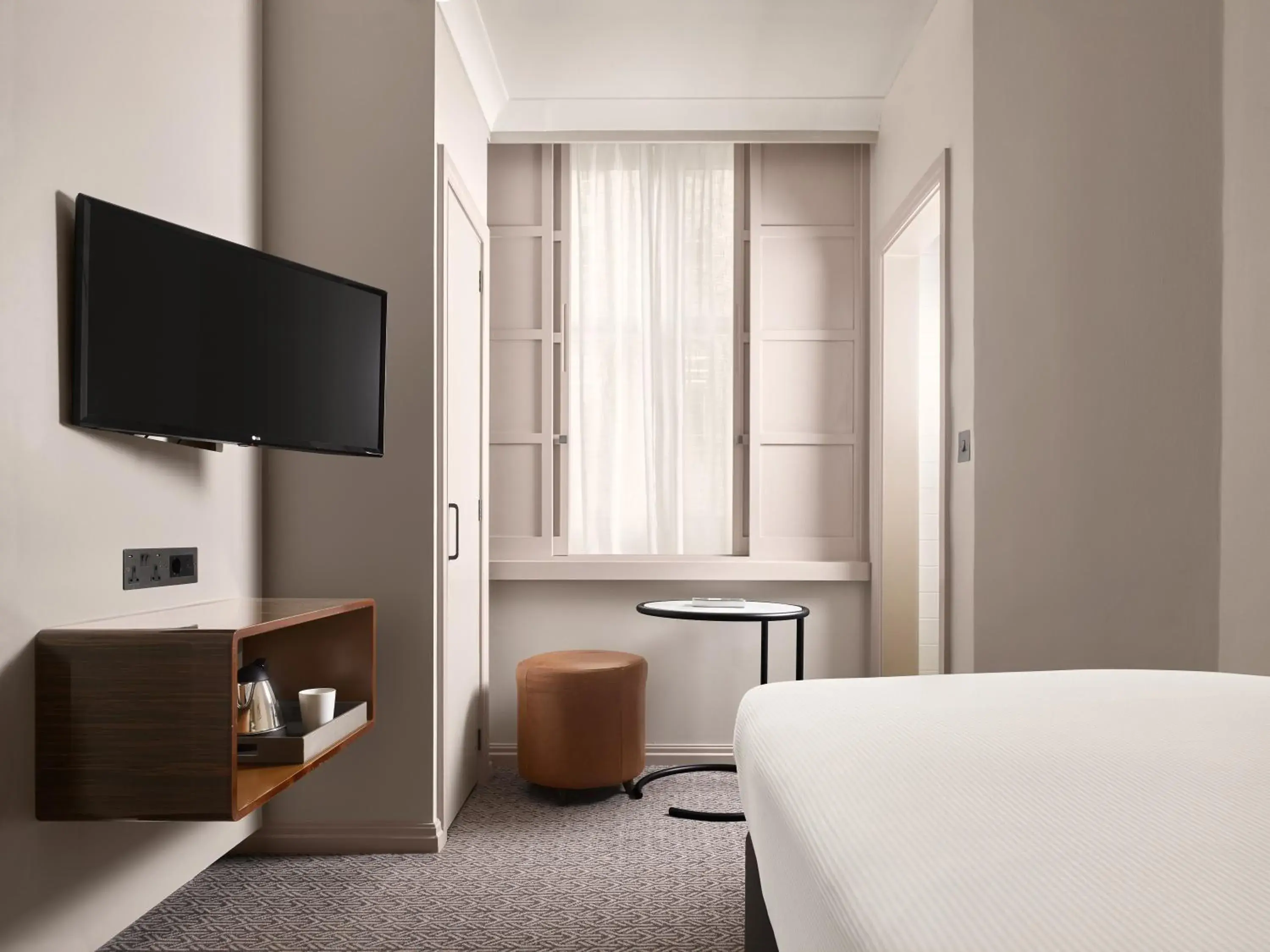 View (from property/room), Bed in Strand Palace View (from property/room), Bed in Strand Palace