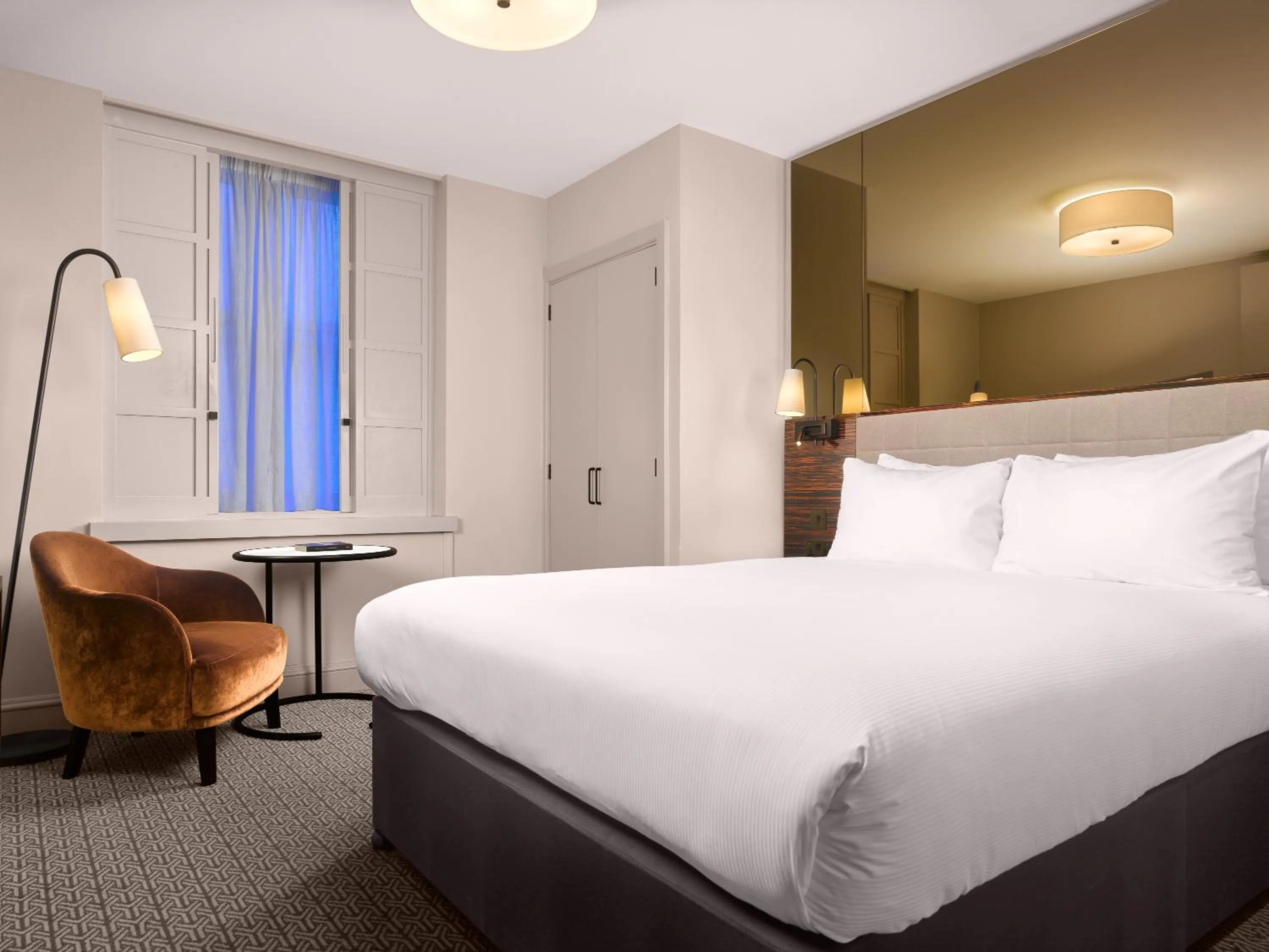 Bed in Strand Palace