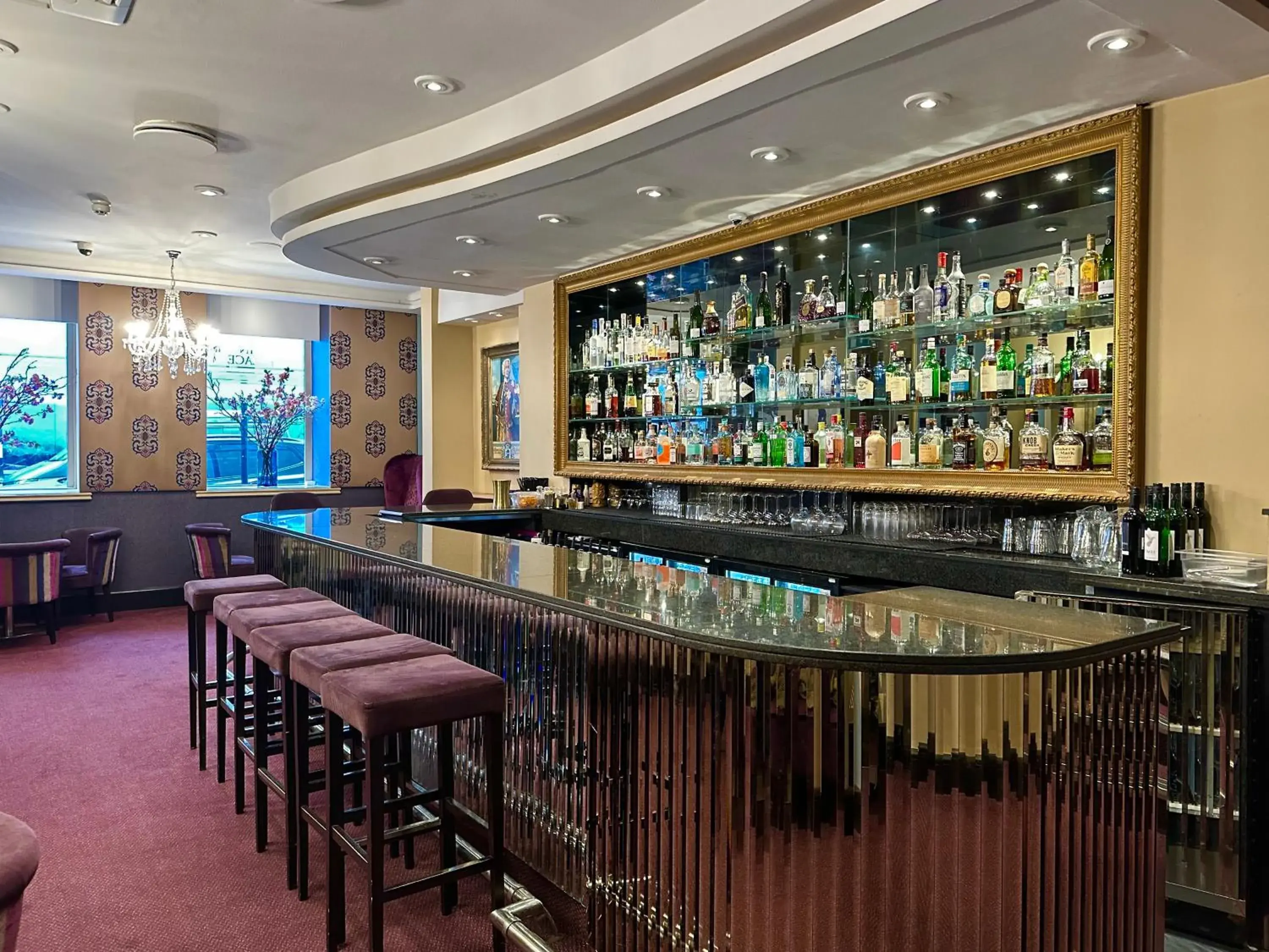 Lounge or bar in Strand Palace Lounge or bar in Strand Palace