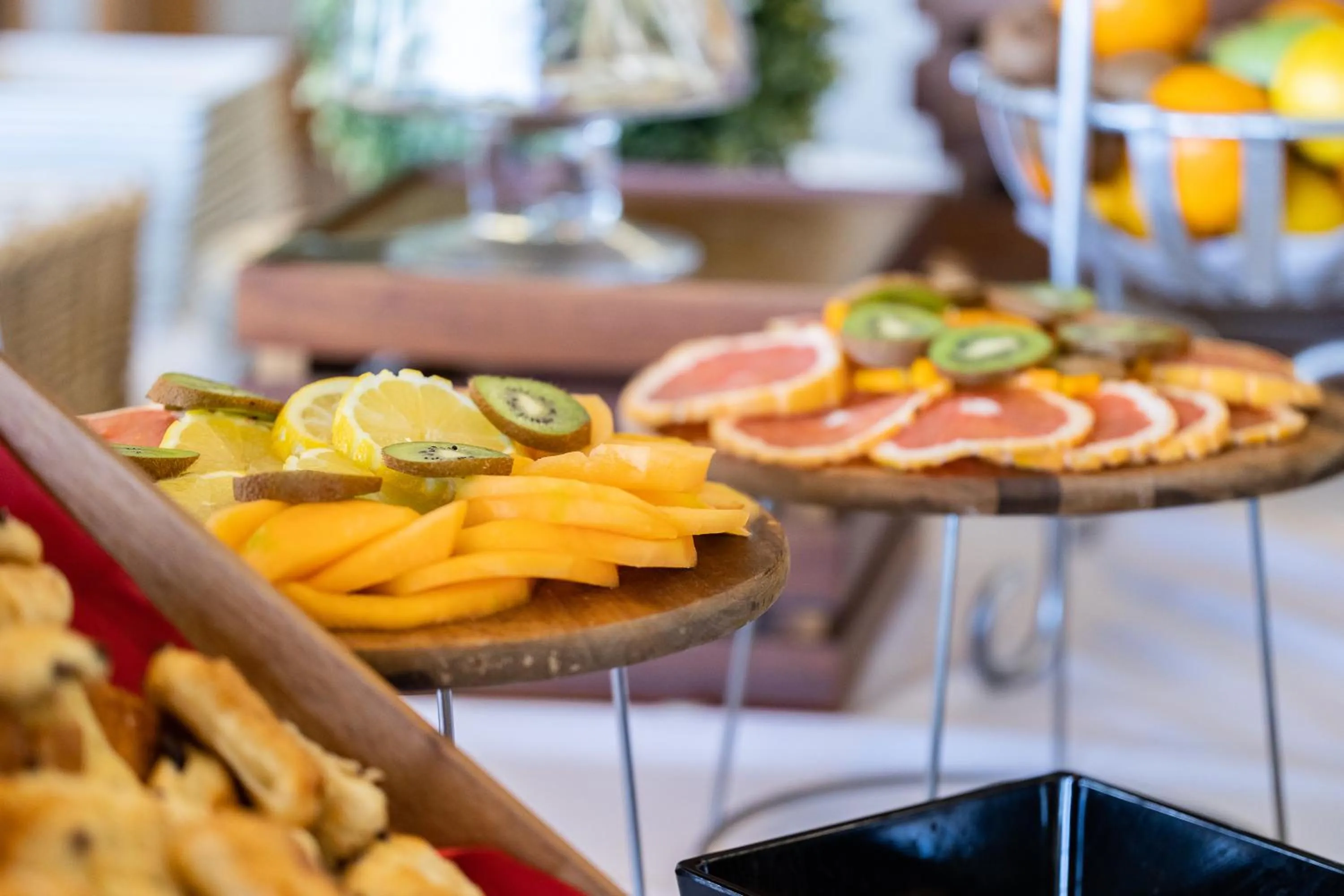 Buffet breakfast in Le Saint Aubert