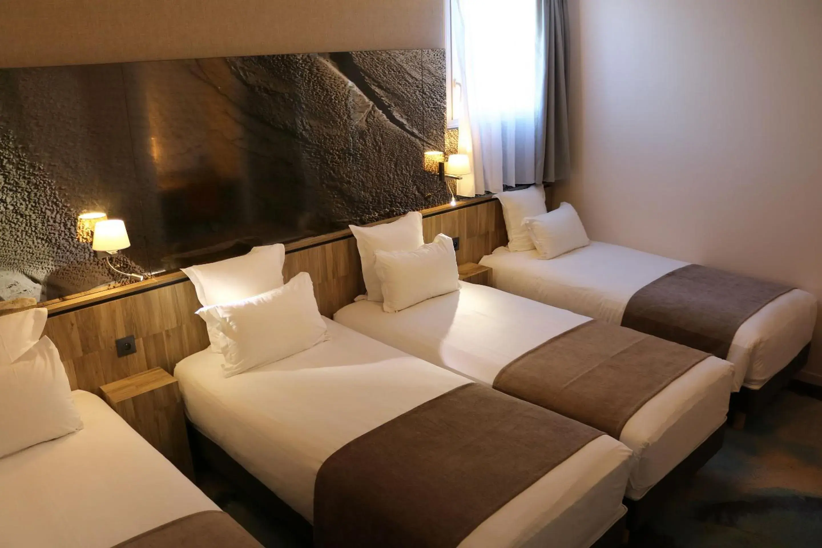 Quadruple Room in Le Saint Aubert Quadruple Room in Le Saint Aubert