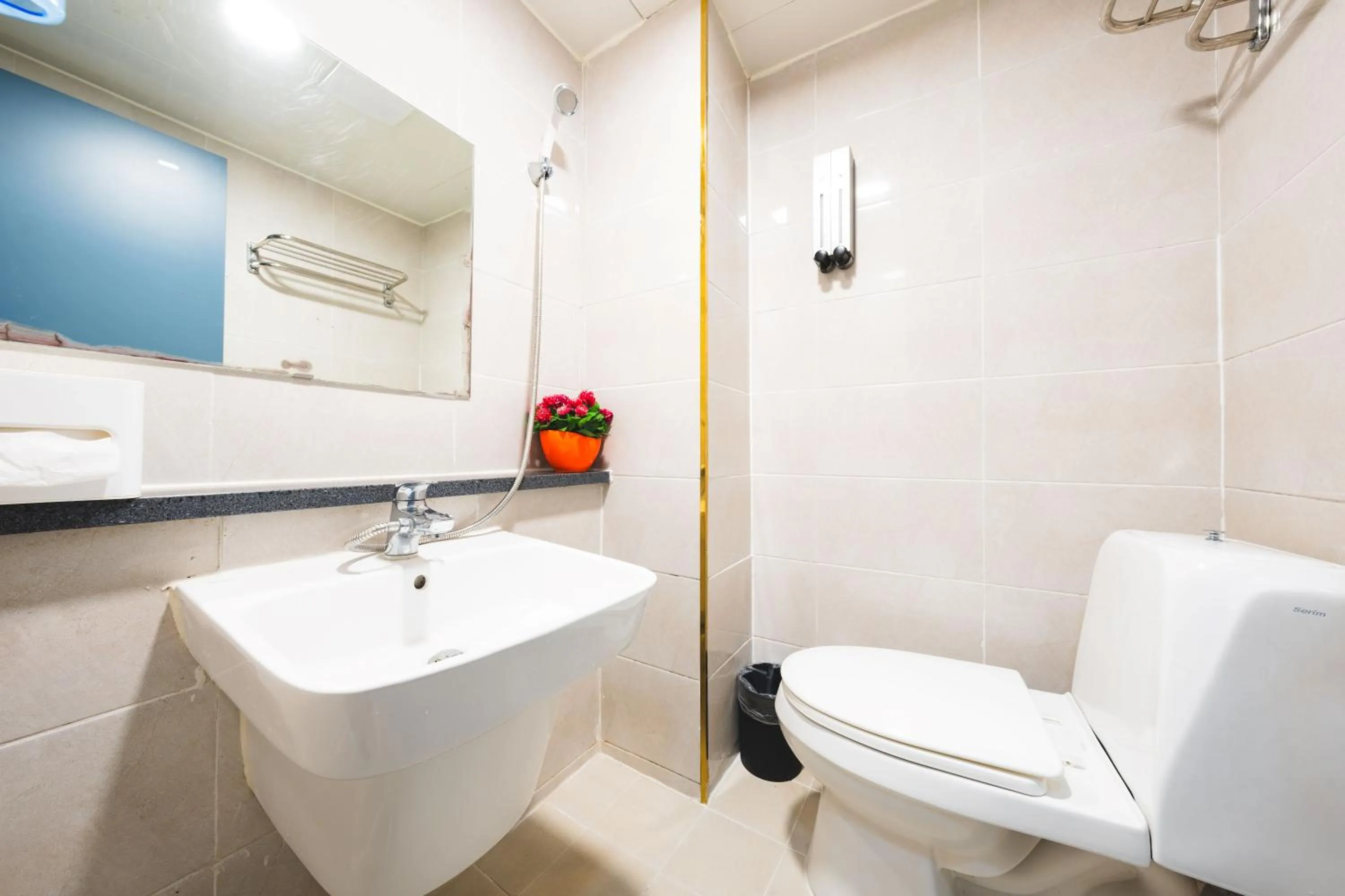 Shower in MyeongDong New Stay Inn