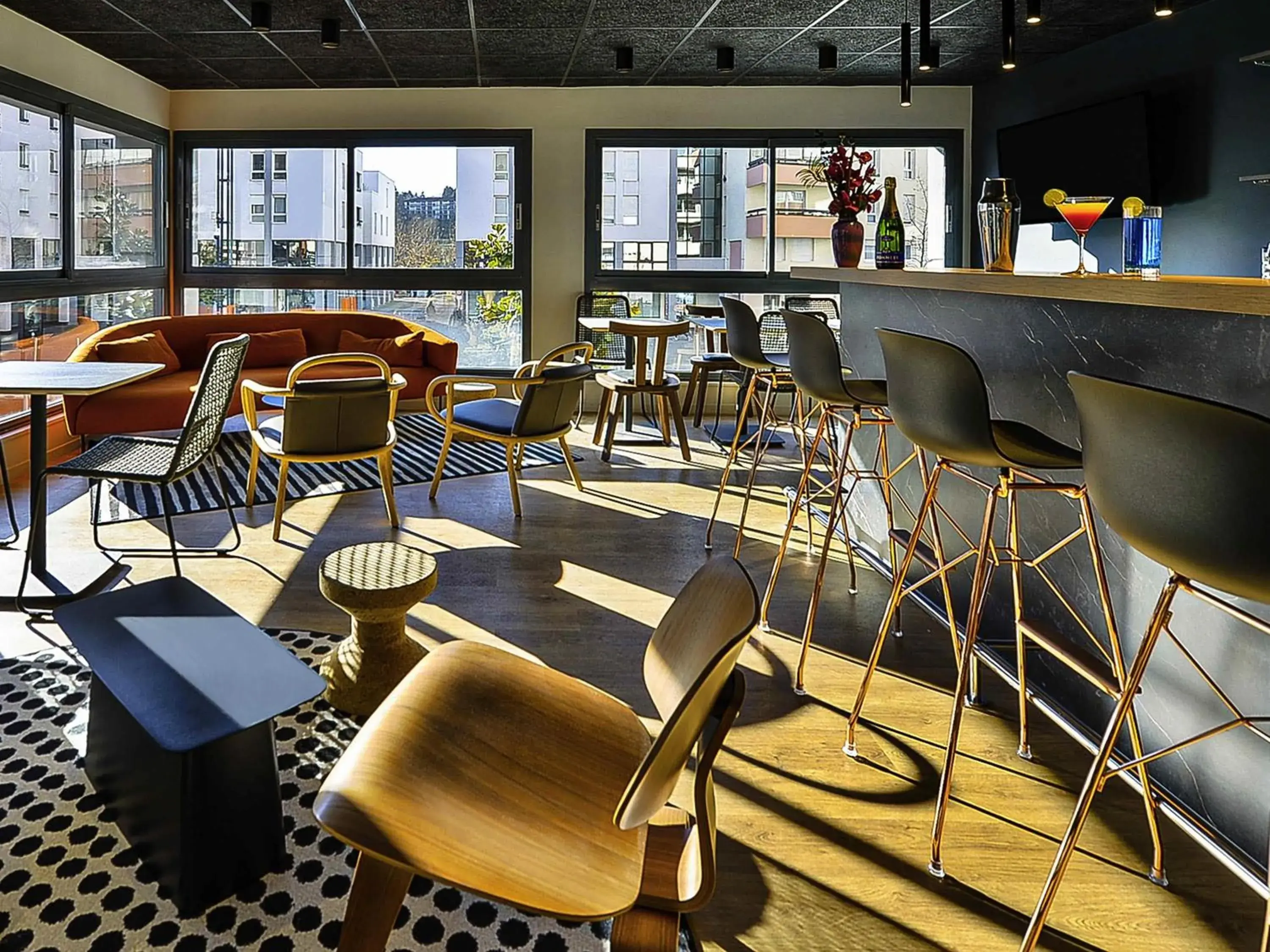 Property building in Ibis Annecy - Cran-Gevrier Property building in Ibis Annecy - Cran-Gevrier