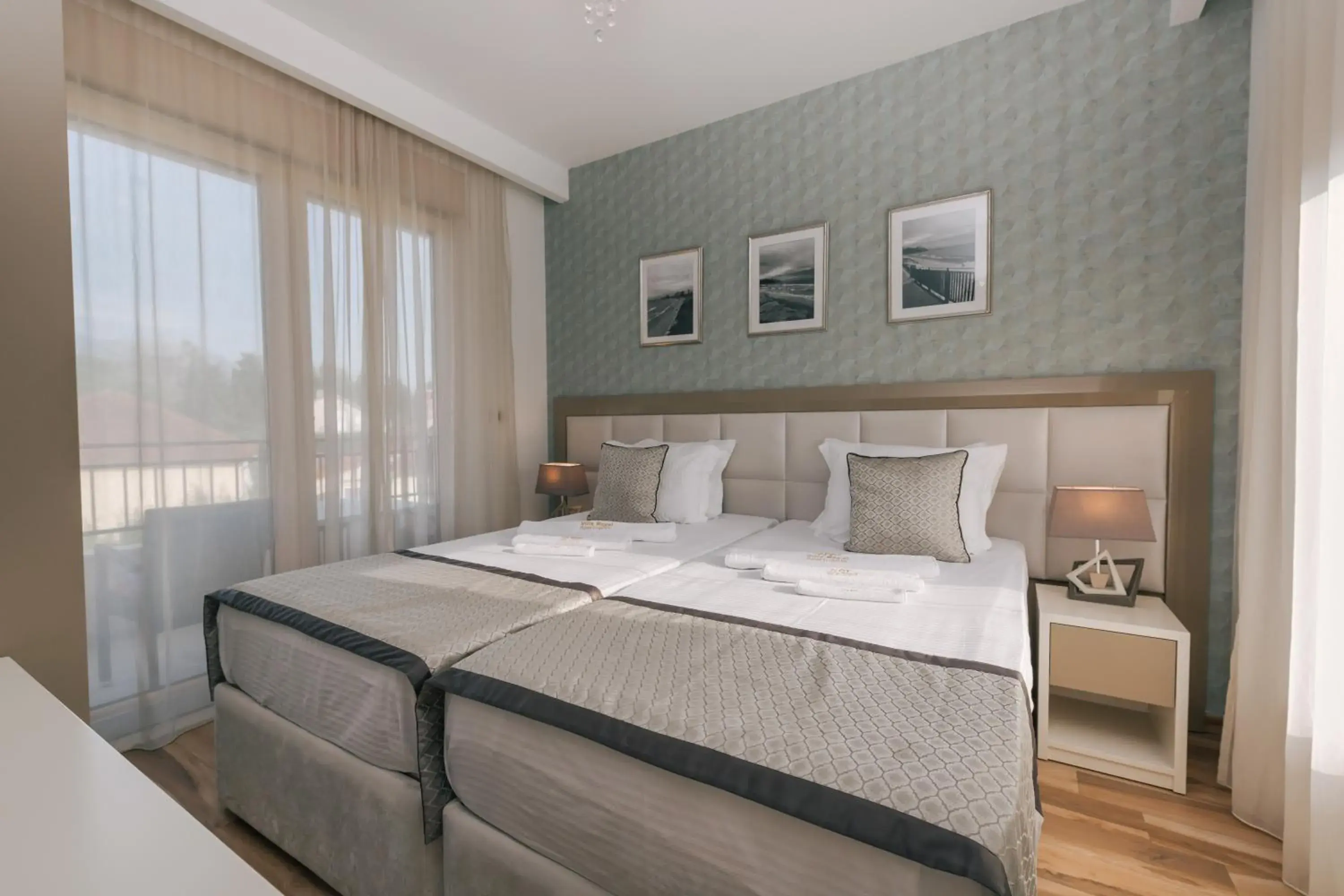 Photo of the whole room, Bed in Villa Royal Apartments Photo of the whole room, Bed in Villa Royal Apartments