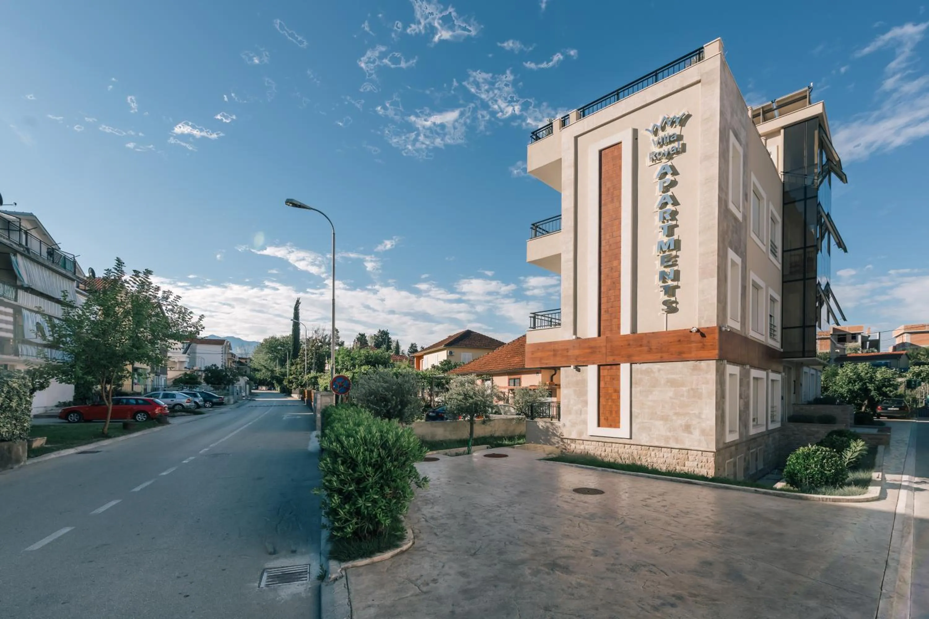 Property building in Villa Royal Apartments