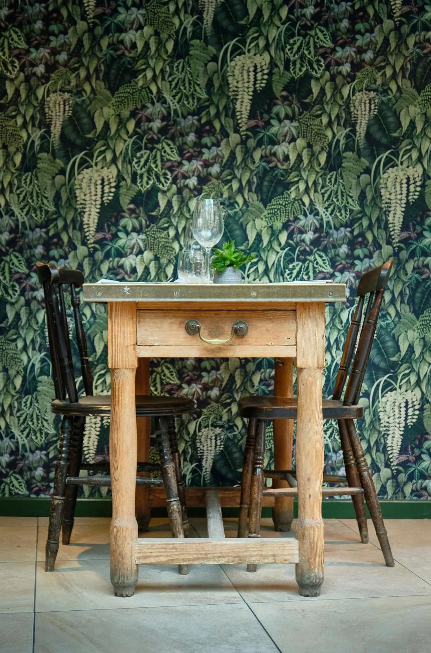 Restaurant/places to eat in The Westleton Crown