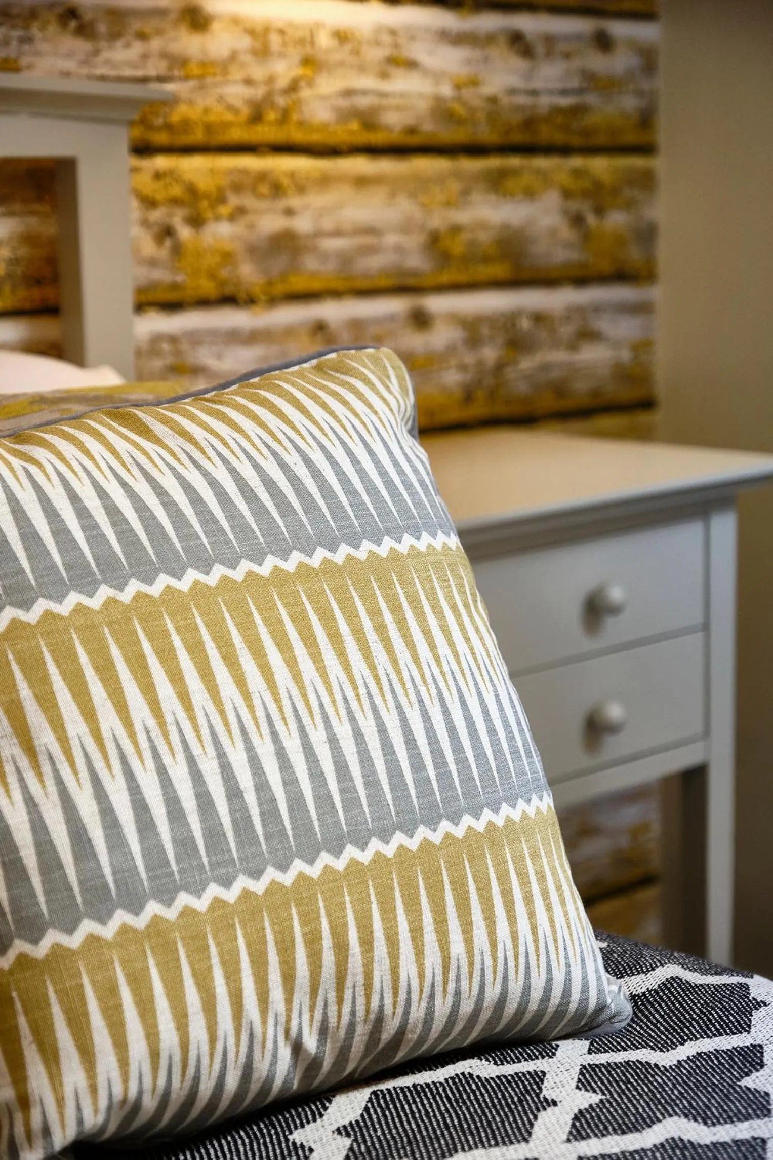 Decorative detail, Bed in The Westleton Crown