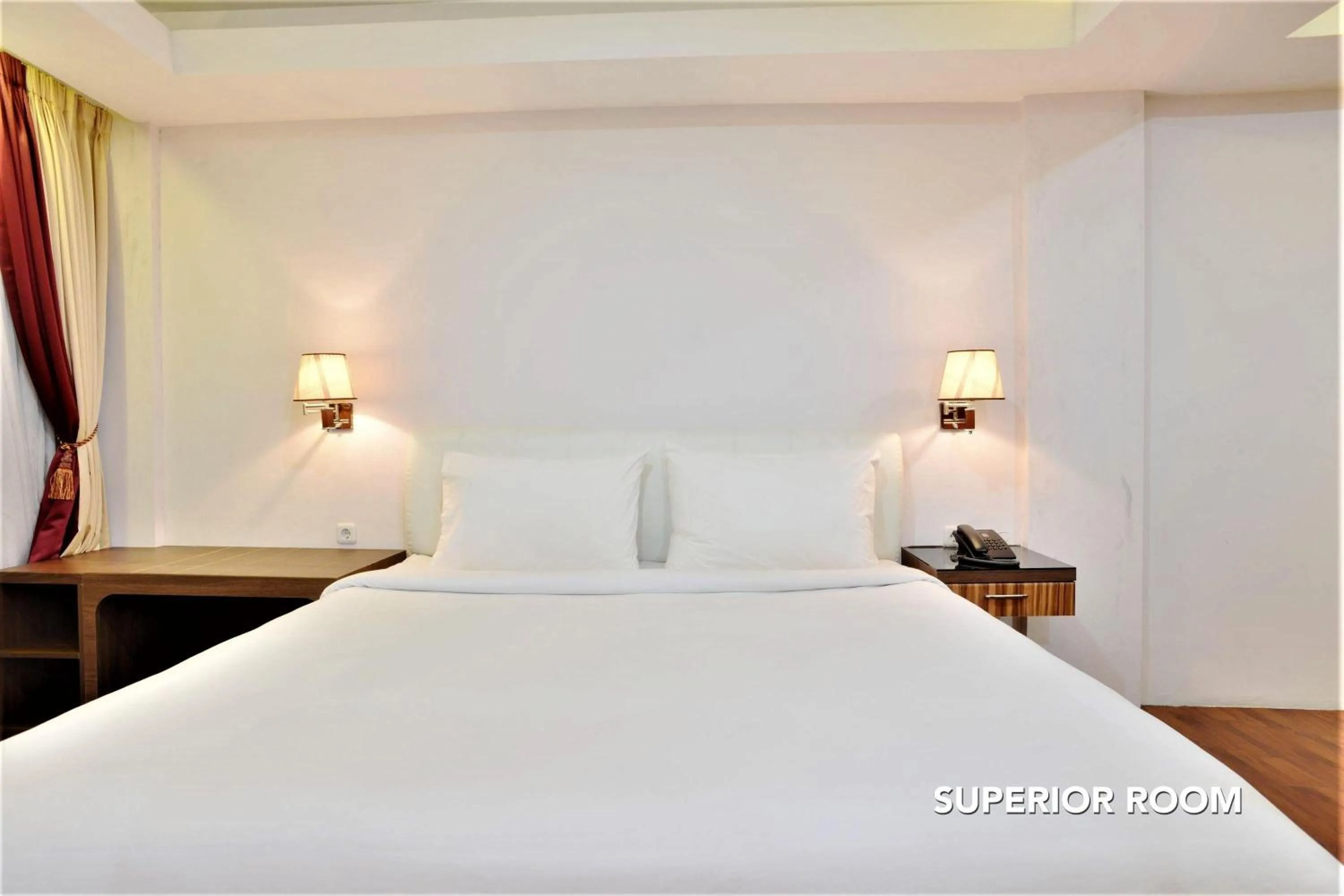 Bed in Kasira Residence