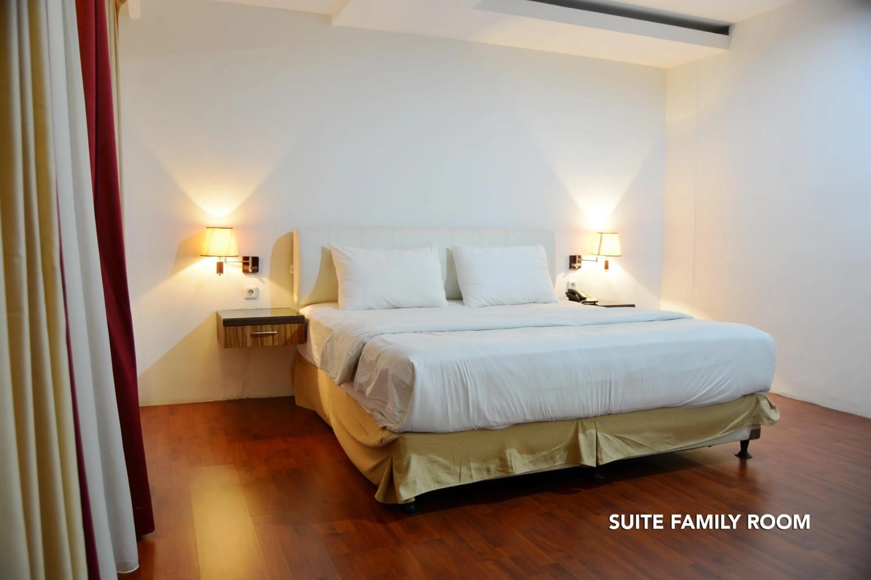 Bed in Kasira Residence