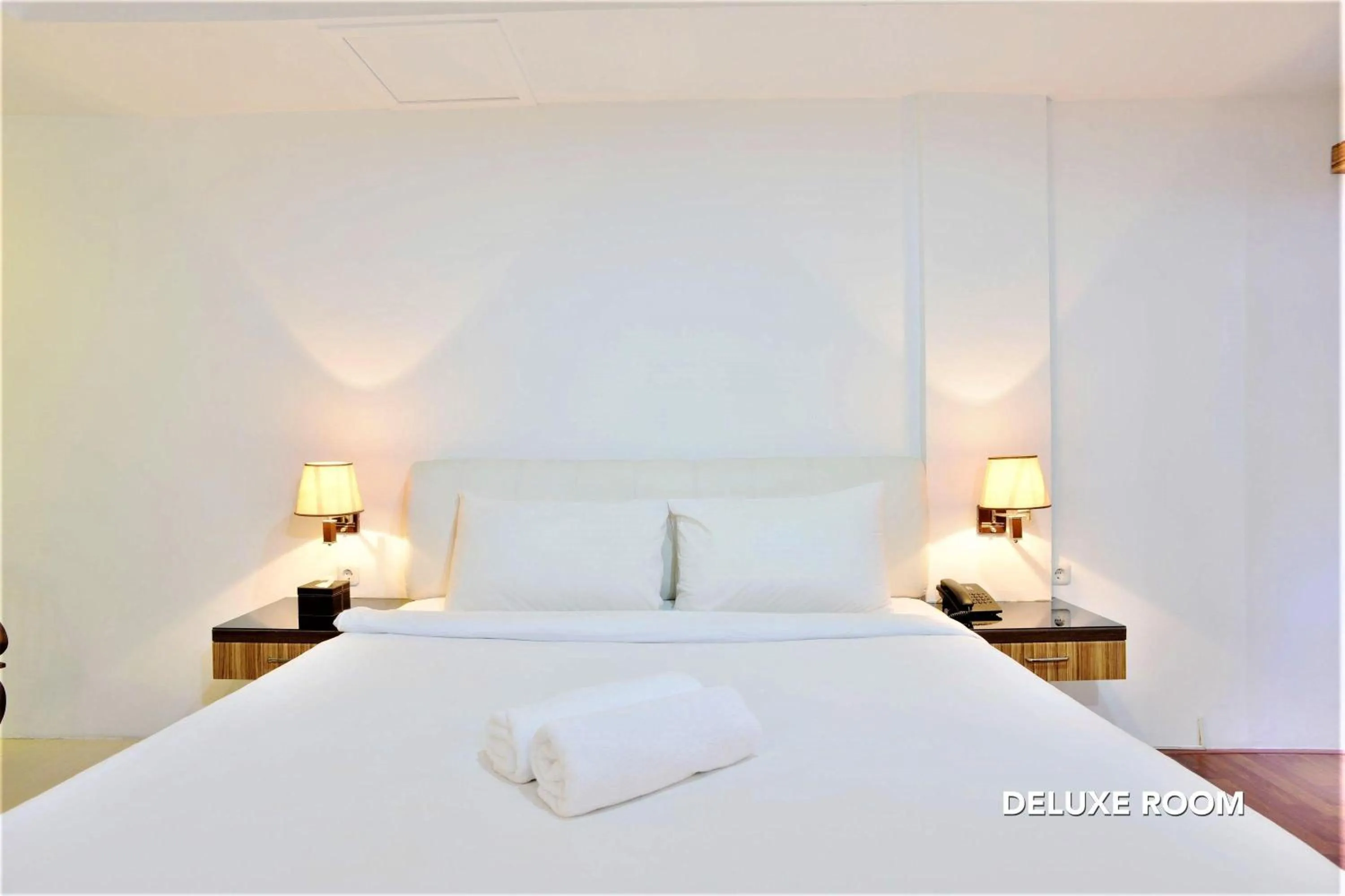 Bed in Kasira Residence