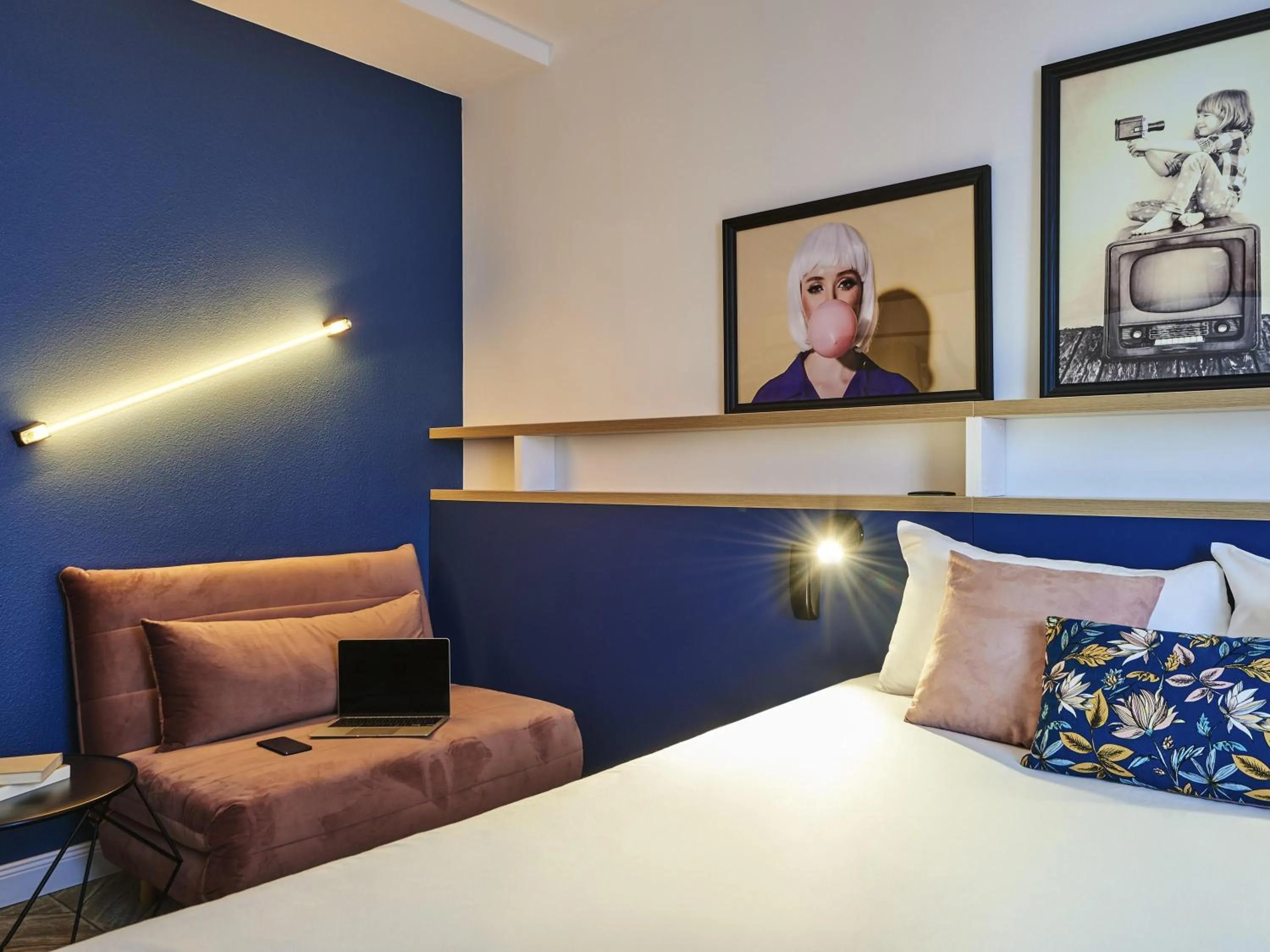 Bedroom, Bed in Ibis Styles Paris Gennevilliers