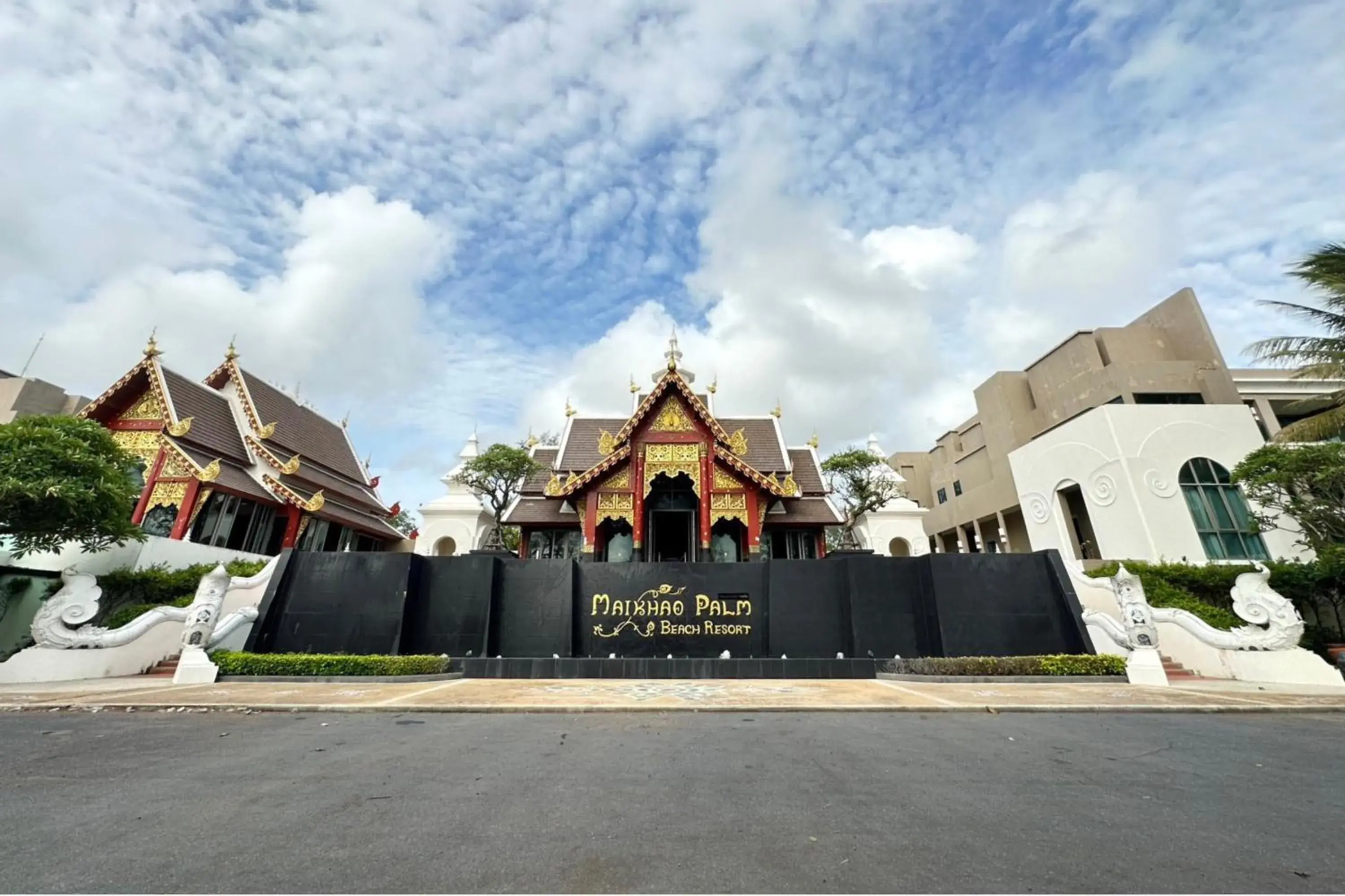 Lobby or reception in Maikhao Palm Beach Resort - SHA Plus Lobby or reception in Maikhao Palm Beach Resort - SHA Plus