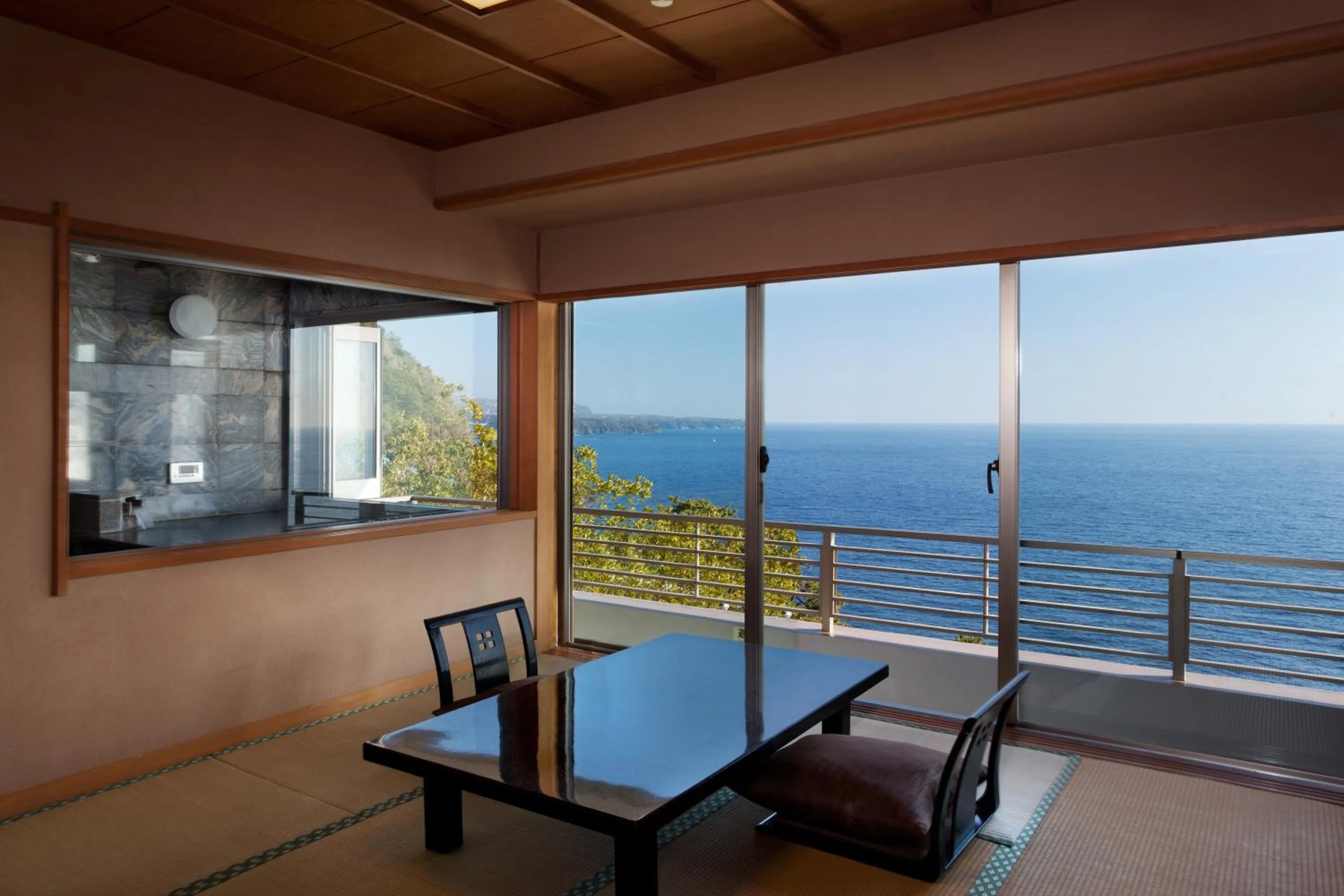 Photo of the whole room in Kissho Caren