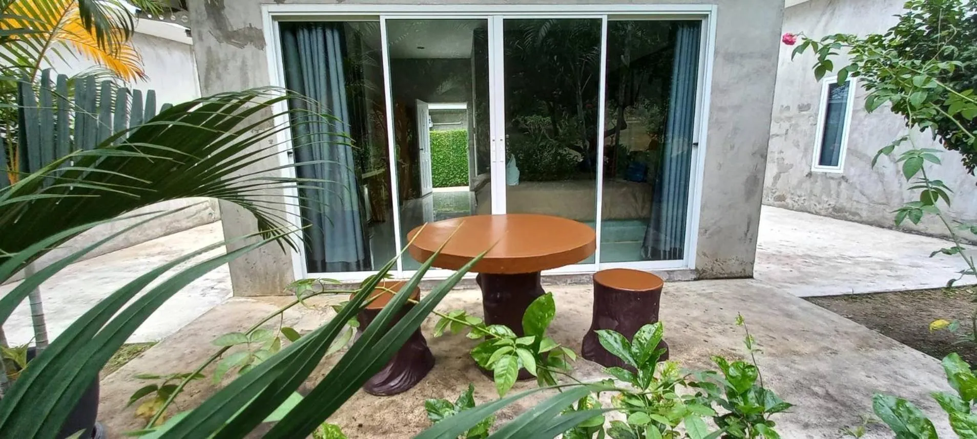 Balcony/Terrace in Phurang Hill Resort