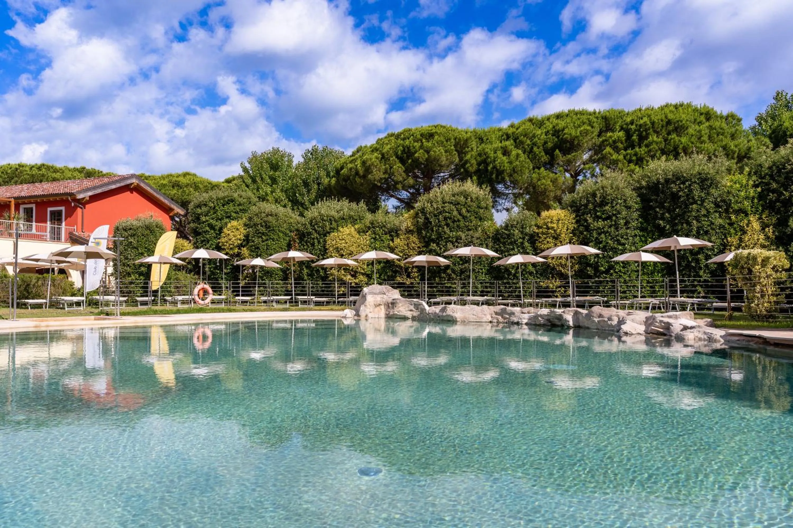 Swimming pool in Club del Sole Viareggio Family Collection